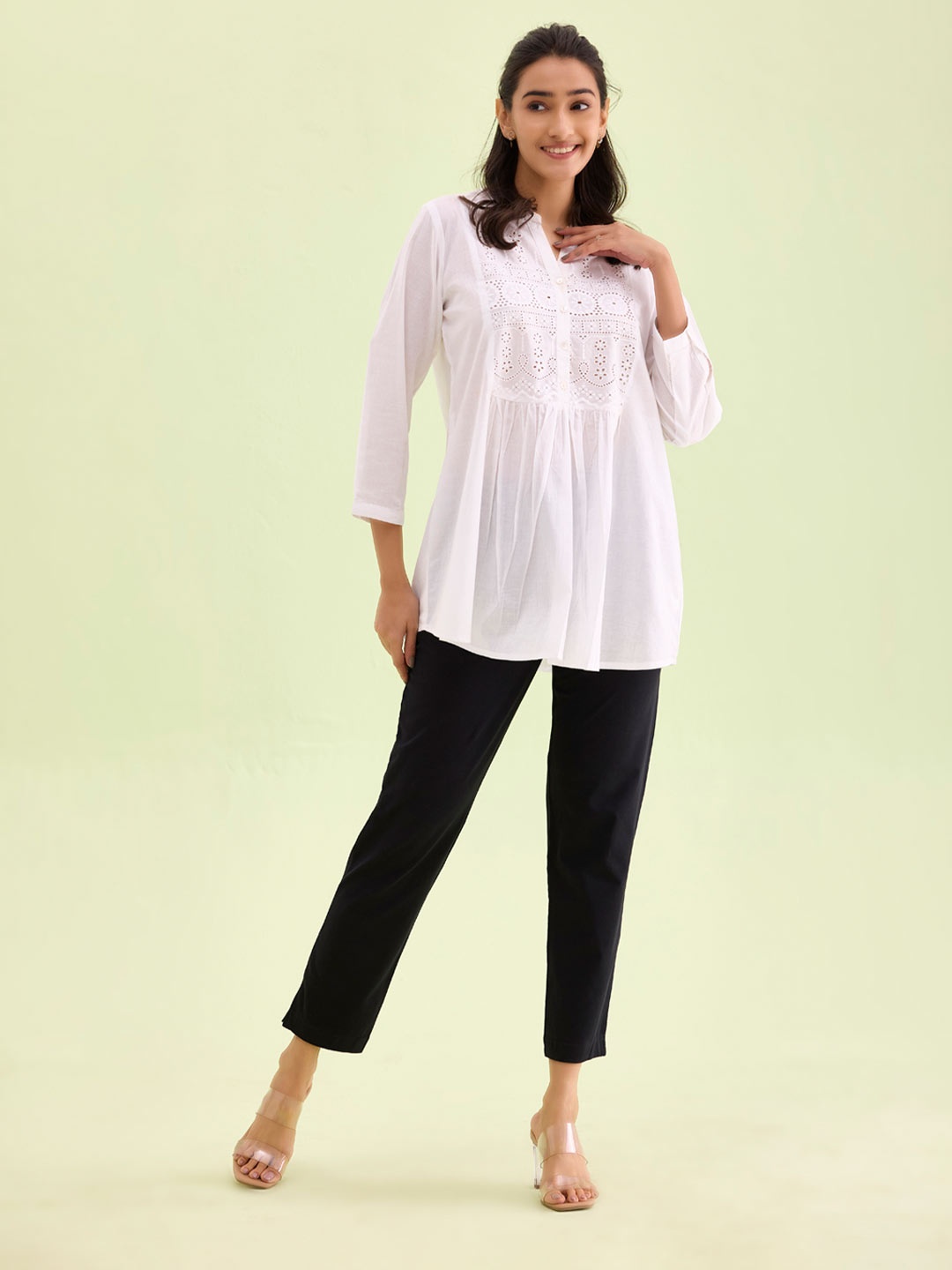 

Go Colors Women Black Regular Fit Solid Regular Trousers