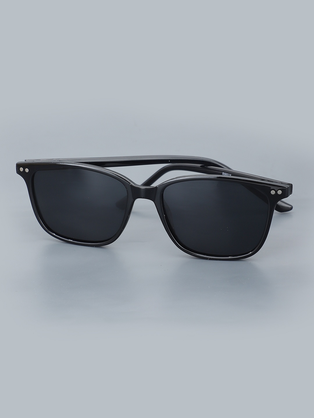 

Carlton London Unisex Polarised Square Sunglasses R86015, Black