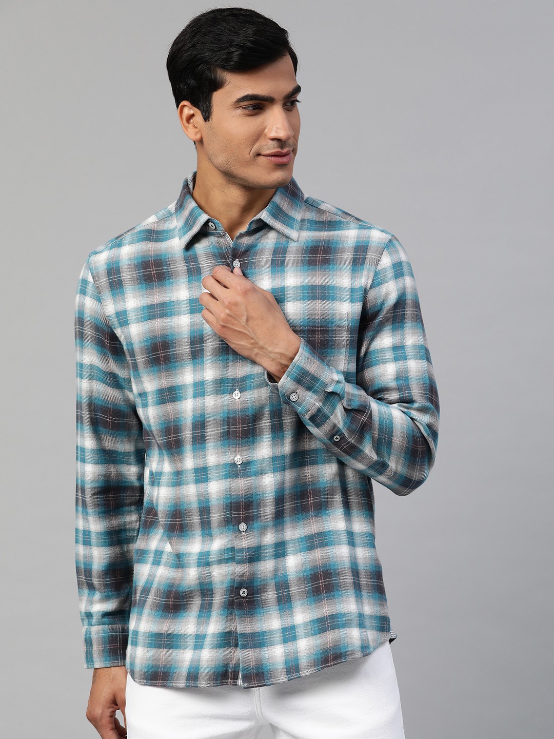 

Marks & Spencer Men Teal Blue & White Regular Fit Checked Casual Shirt