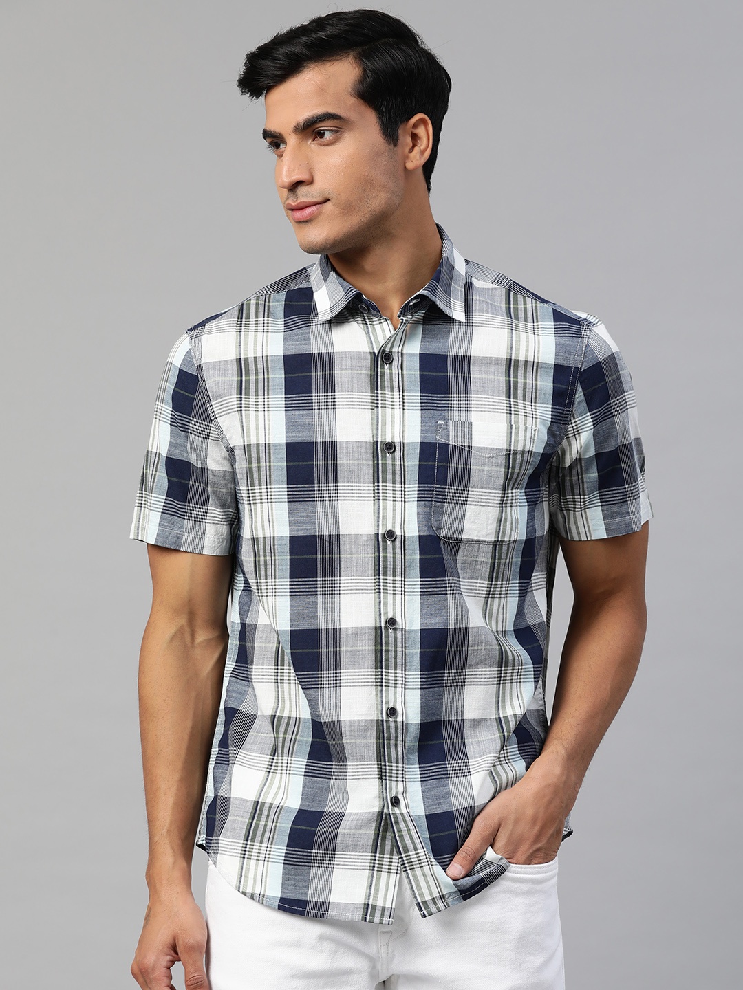 

Marks & Spencer Men Blue & White Regular Fit Checked Pure Cotton Casual Shirt