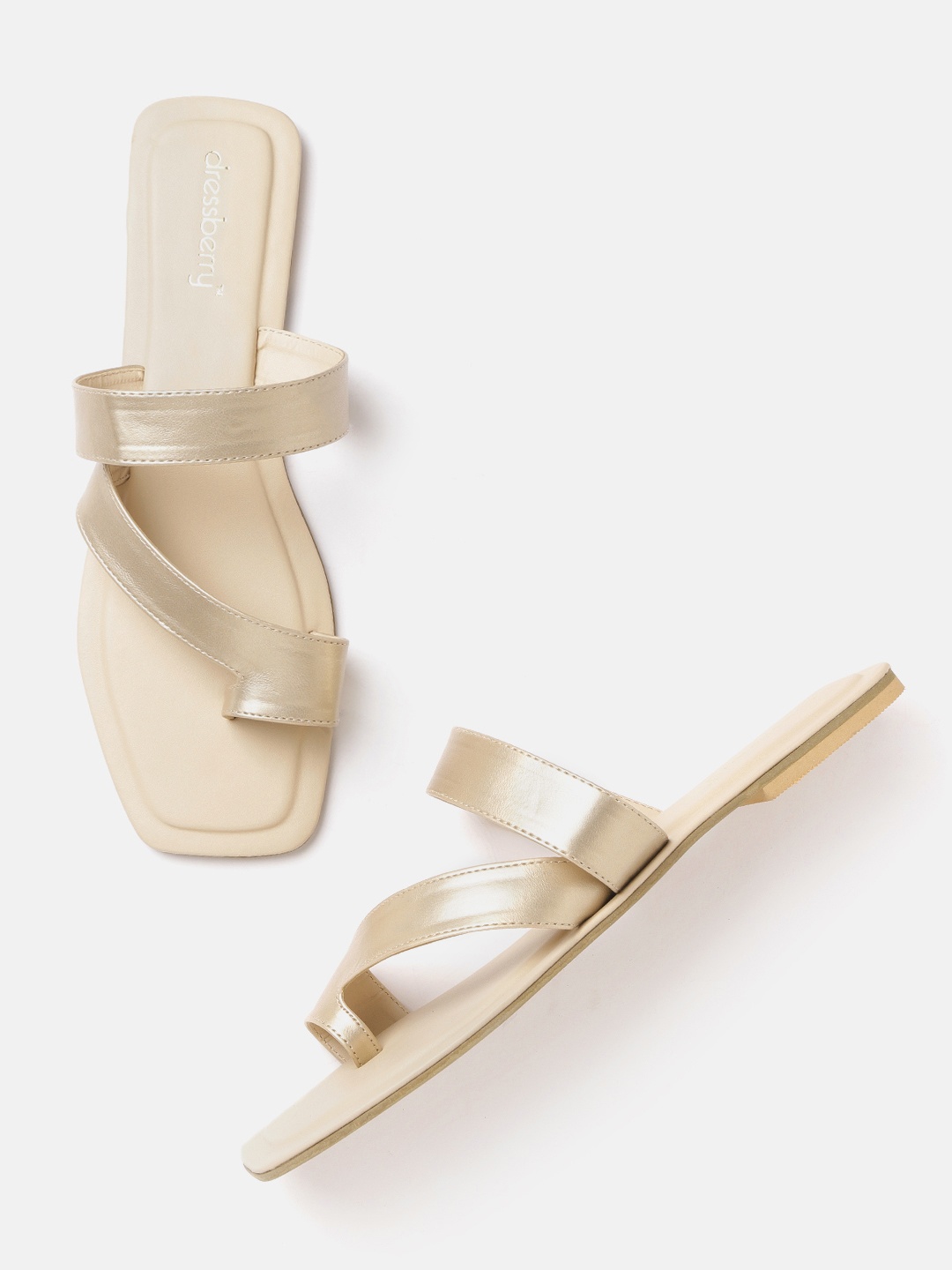 

DressBerry Women Muted Gold-Toned Solid One Toe Flats