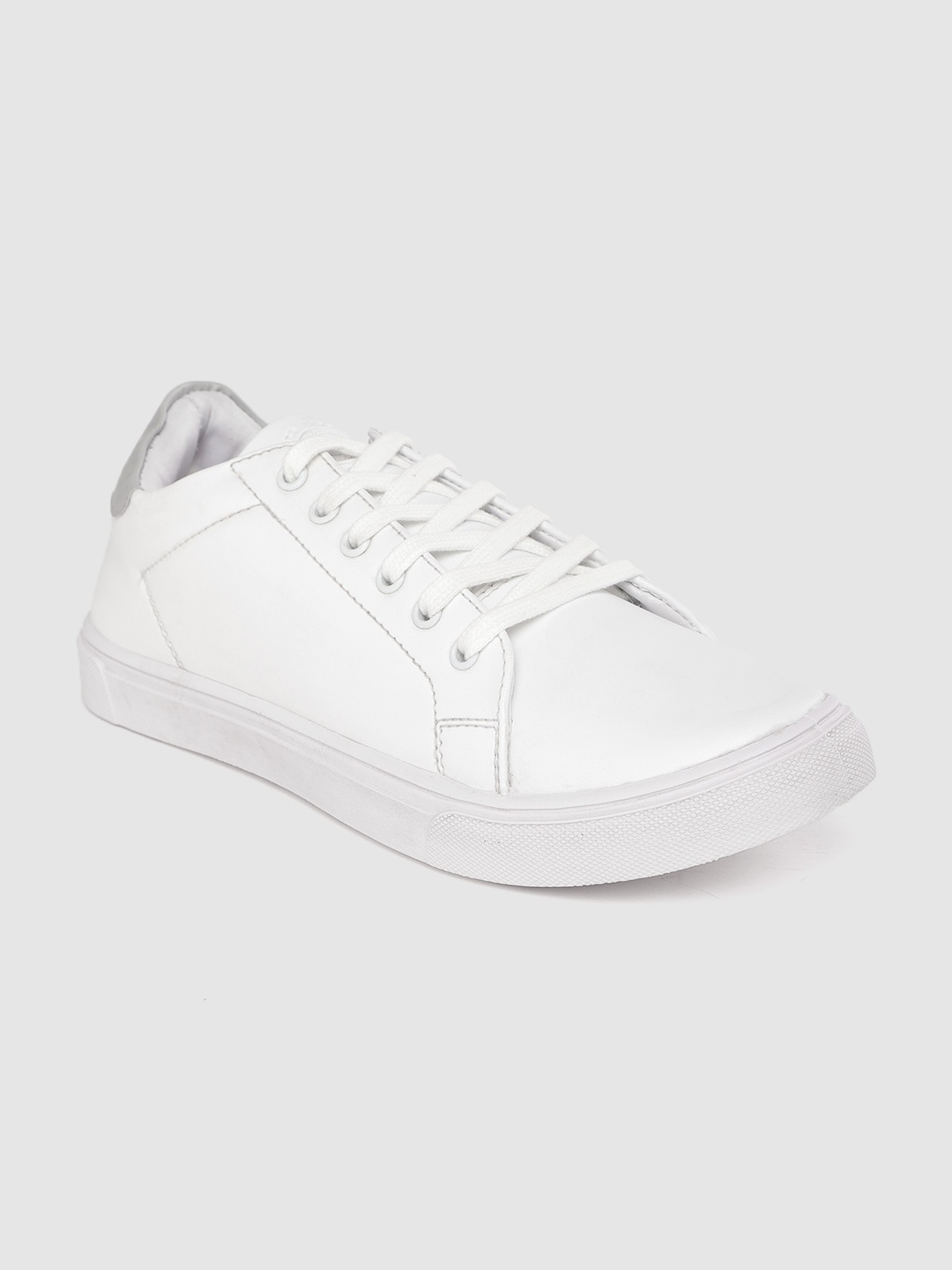

The Roadster Lifestyle Co Men White Solid Sneakers