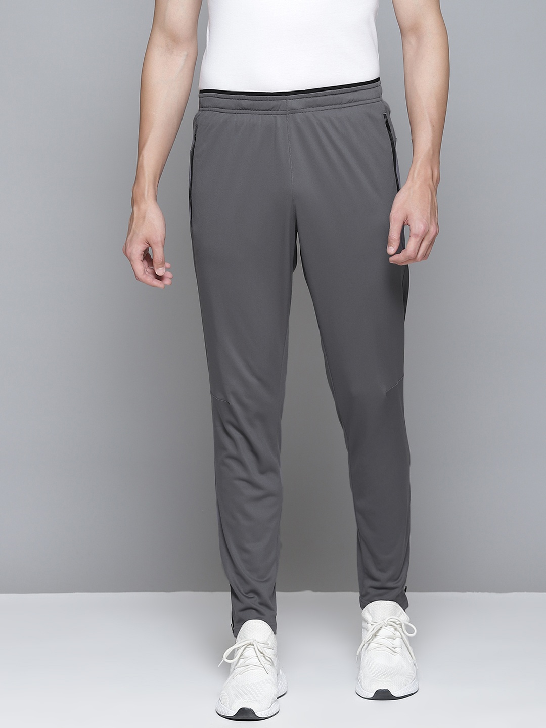 

Reebok Men Charcoal Grey Solid WOR SL Track Pants