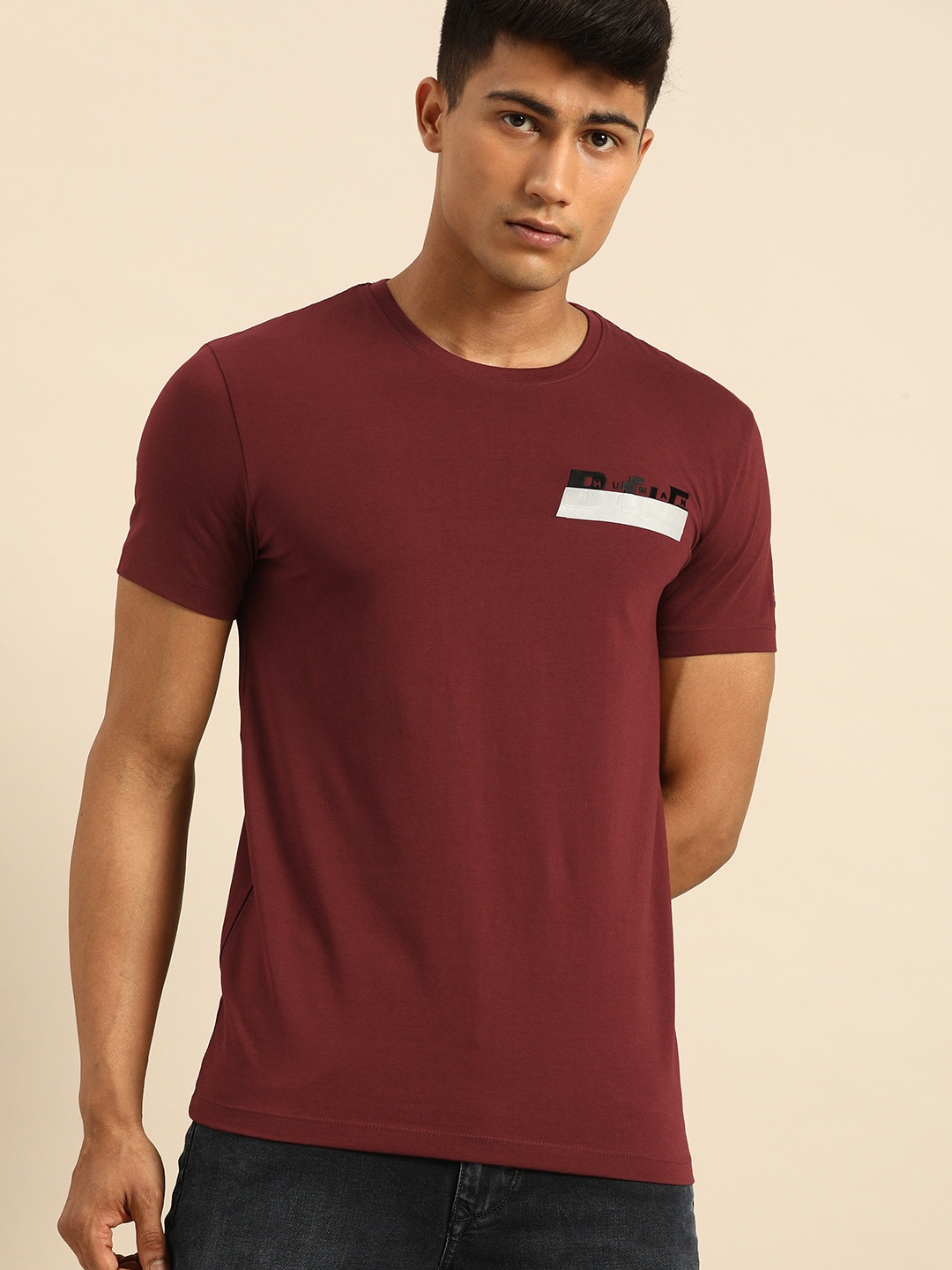 

Being Human Men Maroon Solid Round Neck T-shirt