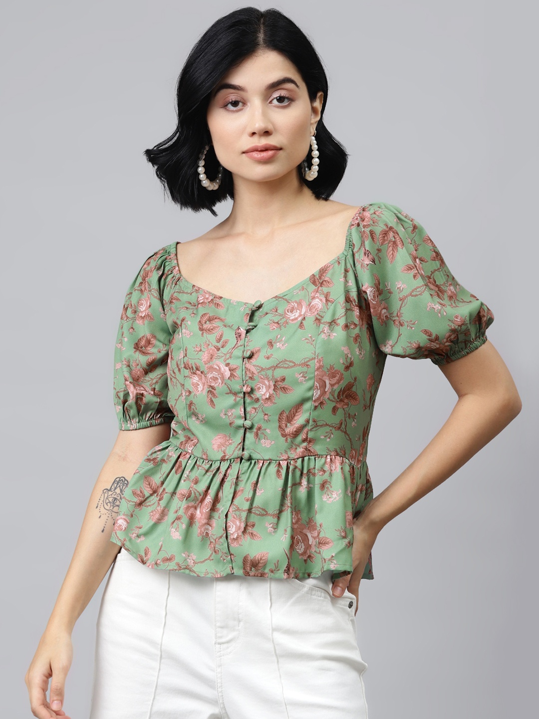 

SASSAFRAS Green & Pink Floral Print Puff Sleeves A-line Top