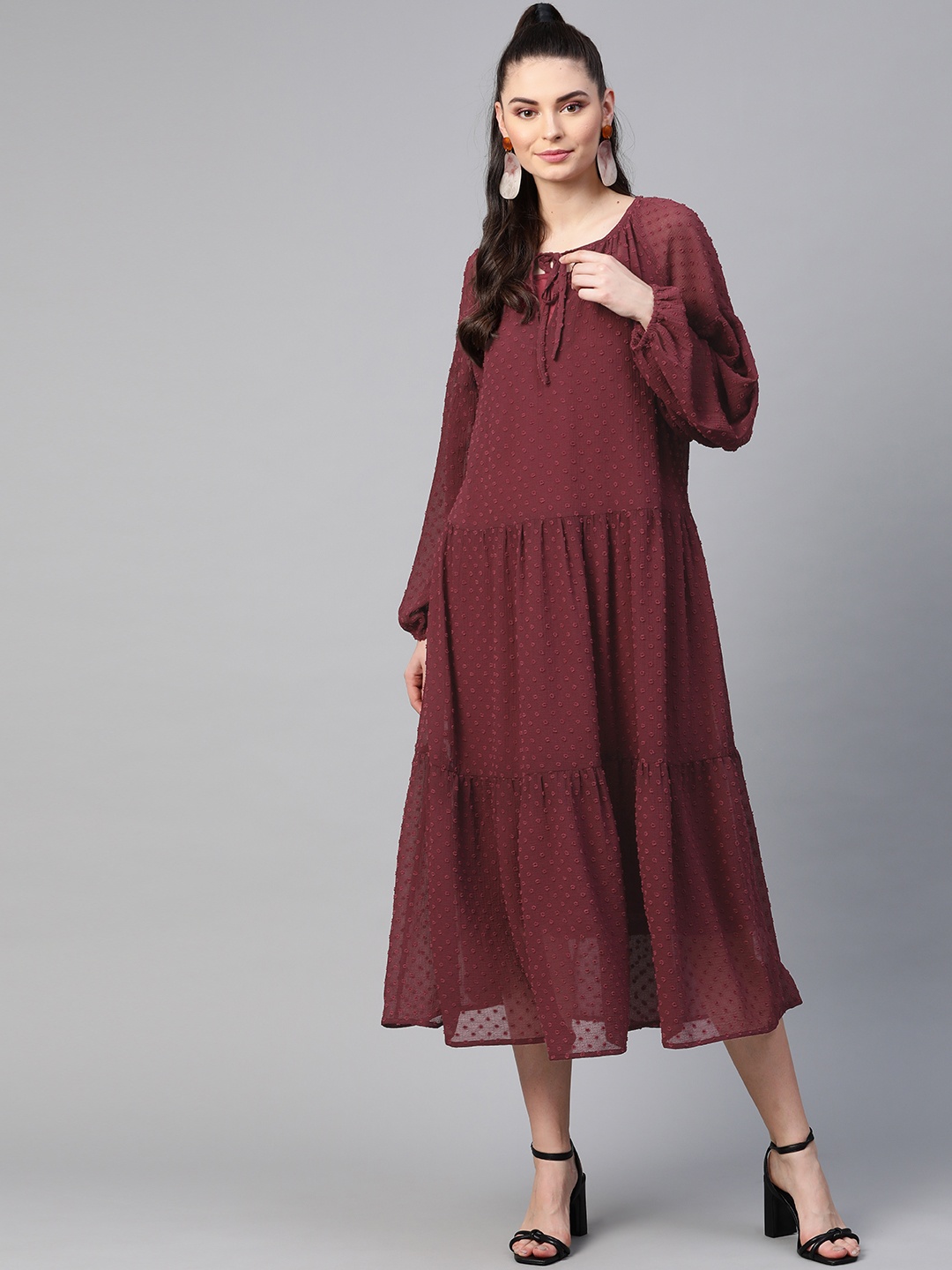 

SASSAFRAS Women Burgundy Self Design Dobby Weave A-Line Tiered Midi Dress