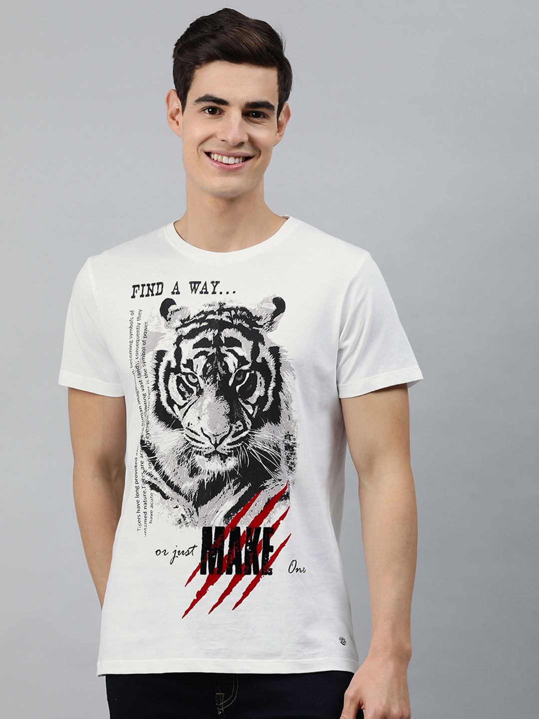 

MARCA Disati Men White Animal Printed Round Neck Pure Cotton T-shirt