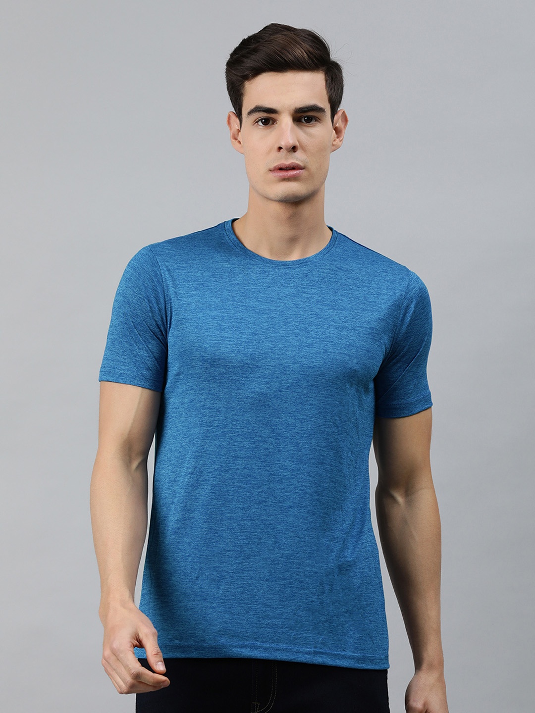 

MARCA Disati Men Blue Solid Round Neck T-shirt
