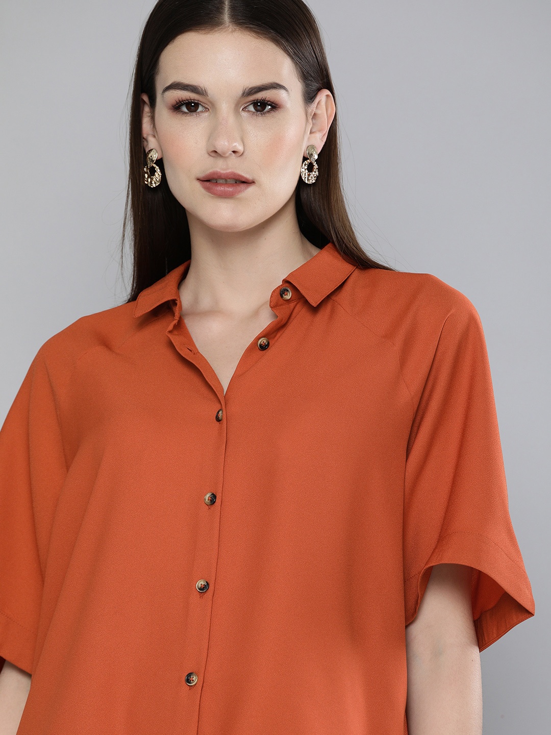 

Chemistry Women Orange Boxy Fit Solid Raglan Sleeves Casual Shirt