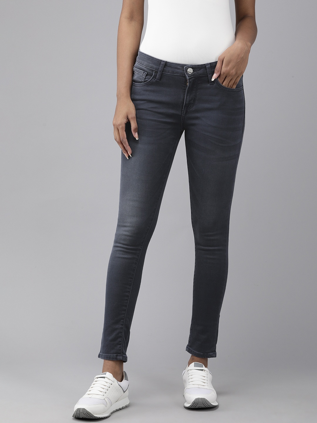 

SPYKAR Women Grey Alicia Super Skinny Fit Mid-Rise Clean Look Stretchable Jeans