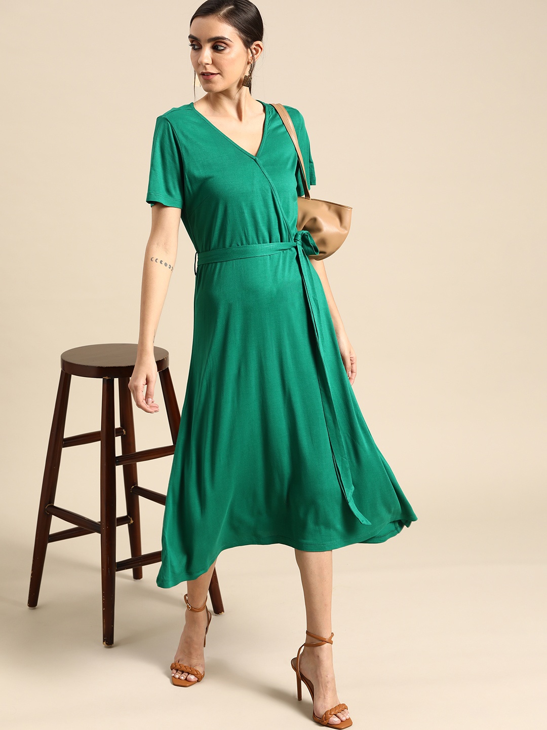 

all about you Green Solid Wrap Midi Dress with Belt