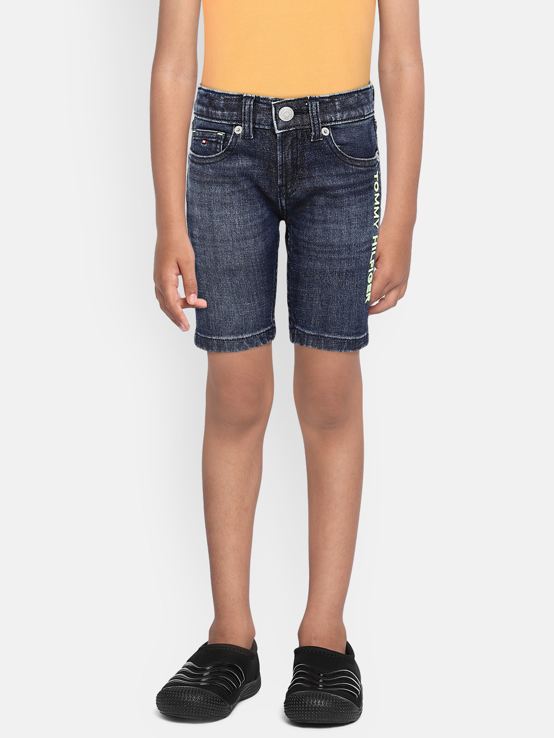 

Tommy Hilfiger Boys Navy Blue AI SPENCER Washed Regular Fit Denim Shorts