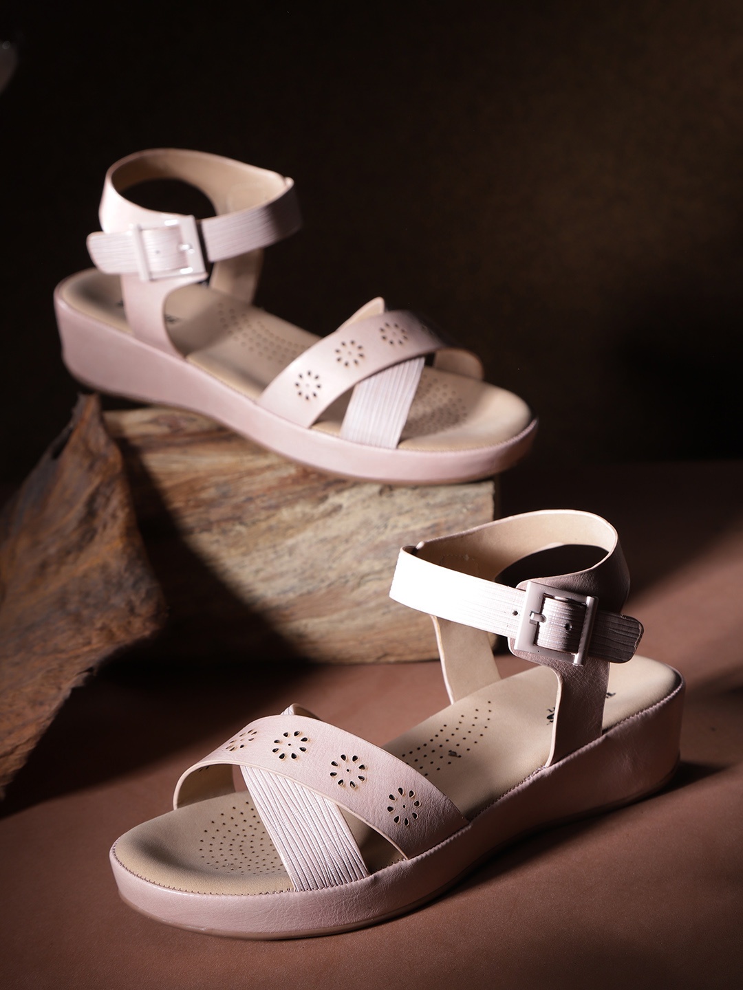 

The Roadster Lifestyle Co Women Peach-Coloured Floral Laser Cuts Wedges