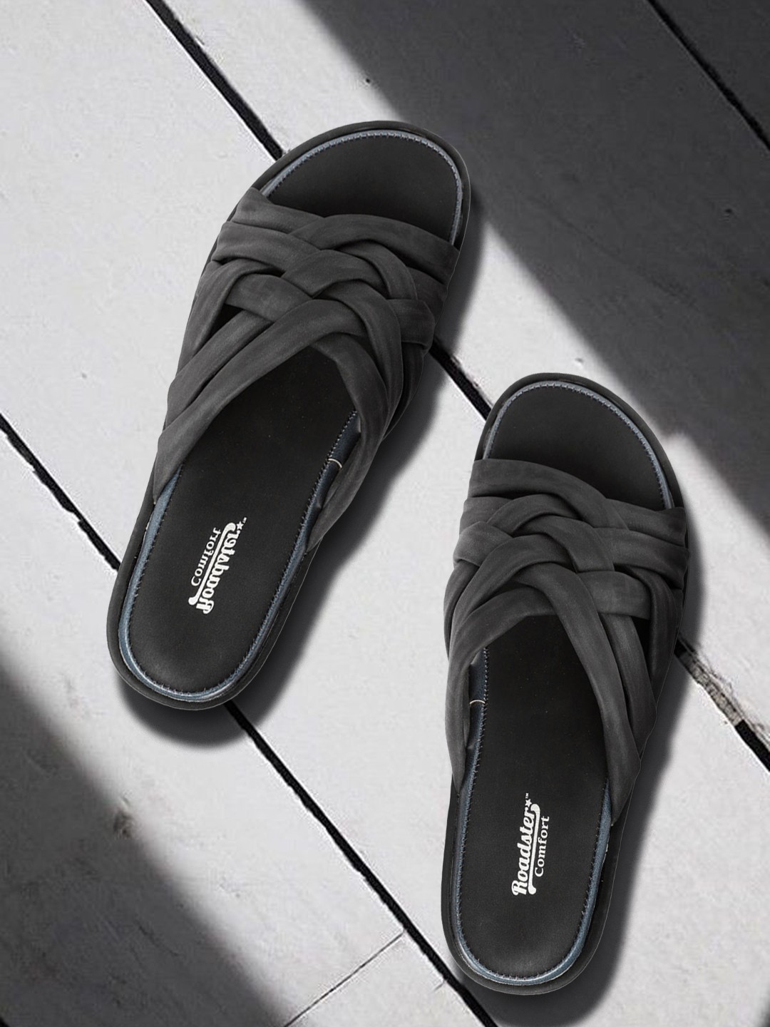 

The Roadster Lifestyle Co Women Black Braided Woven Design Wedges