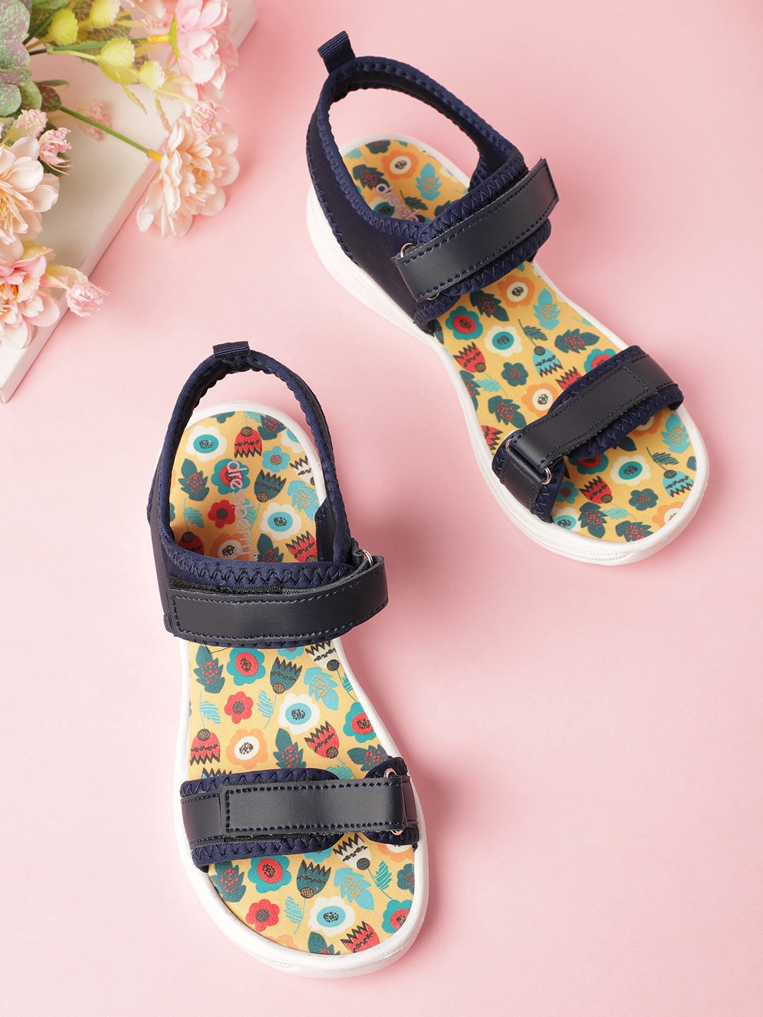 

DressBerry Women Navy Blue Solid Sports Sandals