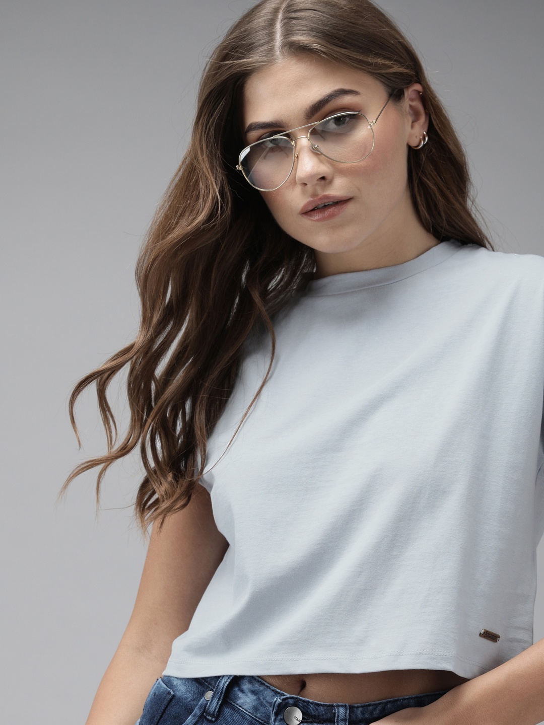 

The Roadster Lifestyle Co Women Dusty Blue Solid Round Neck Crop Pure Cotton T-shirt