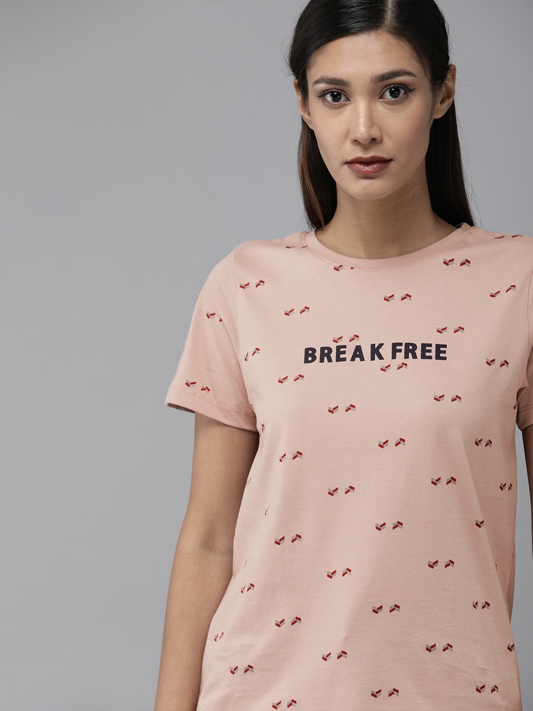 

The Roadster Lifestyle Co Women Peach-Coloured & Red Printed T-shirt