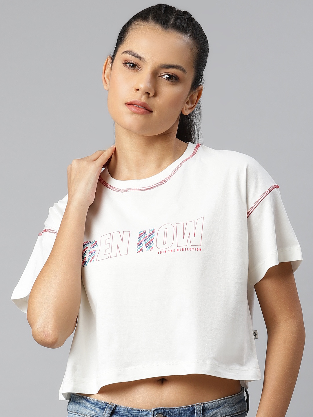 

The Roadster Lifestyle Co Women White Typography Printed Drop-Shoulder Sleeves Cotton Boxy Cropped Pure Cotton T-shirt