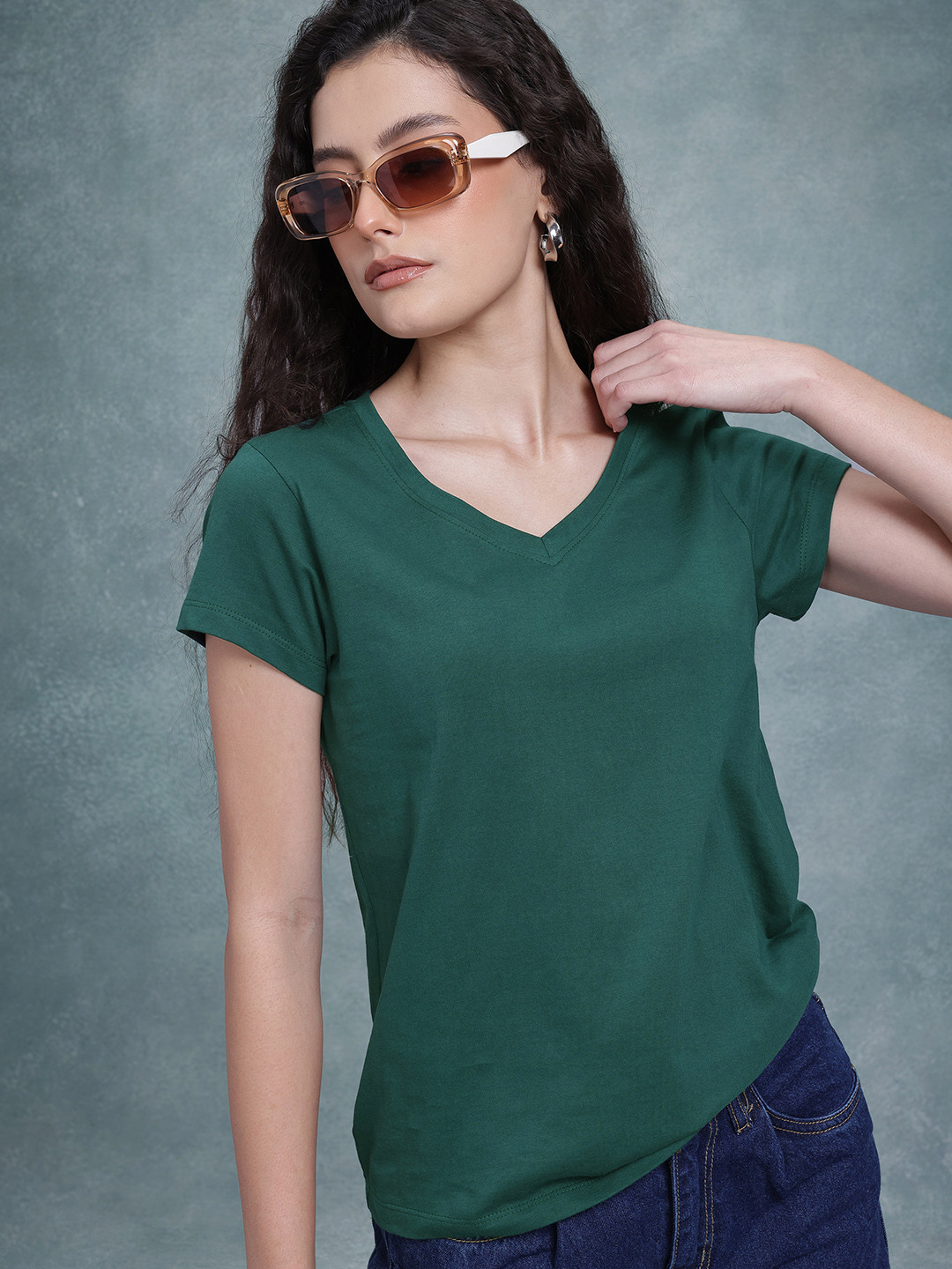 

The Roadster Life Co. Solid Pure Cotton T-shirt, Green