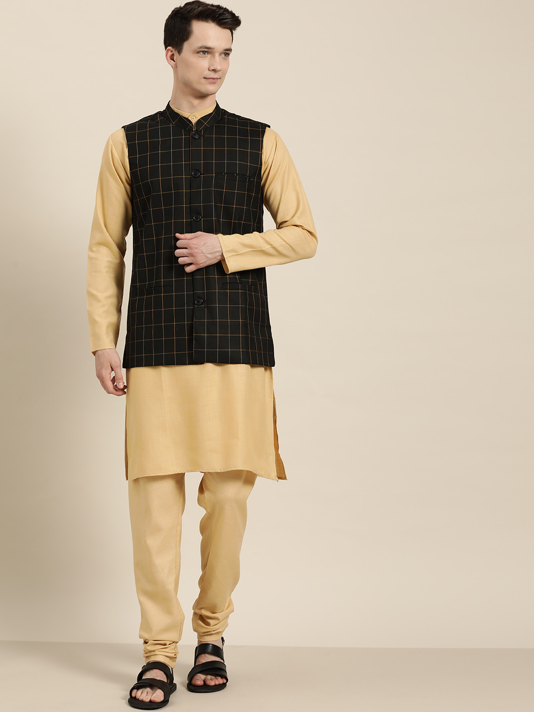 

SOJANYA Men Beige & Black Solid Kurta with Churidar & Nehru Jacket