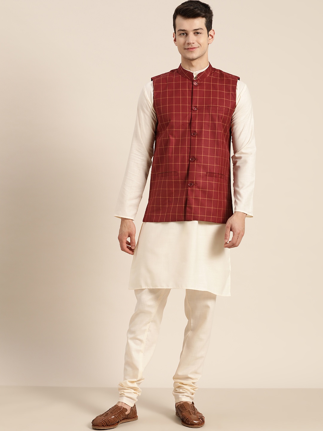 

SOJANYA Men Off-White & Maroon Solid Kurta with Churidar & Nehru Jacket