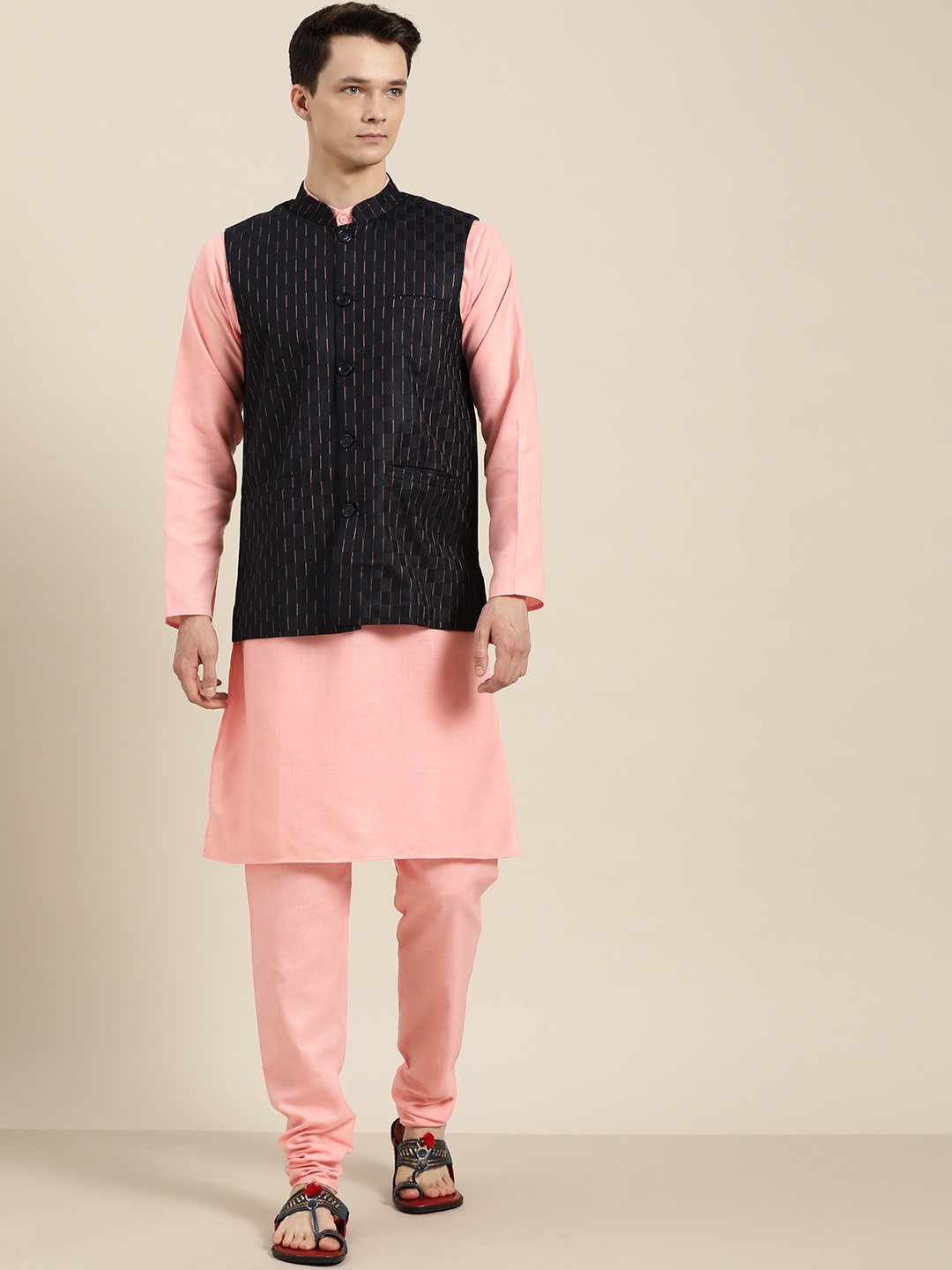 

SOJANYA Men Pink & Navy Blue Solid Kurta & Churidar & Nehru Jacket