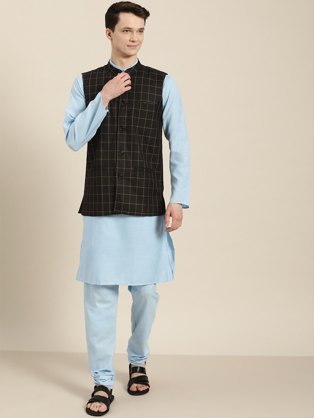 

SOJANYA Men Blue & Black Solid Kurta with Churidar With Nehru Jacket