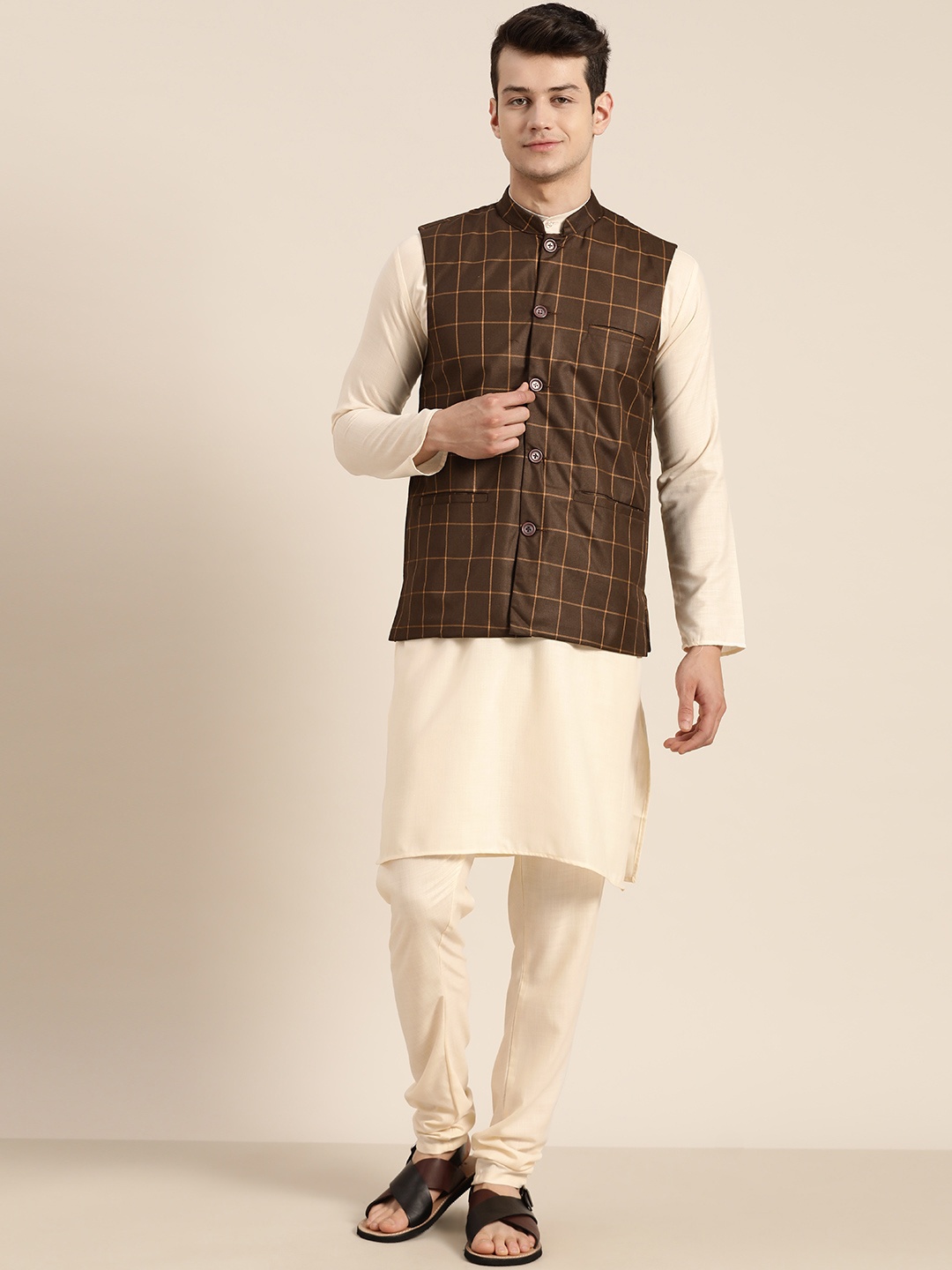 

SOJANYA Men Cream-Coloured & Brown Solid Kurta with Churidar & Nehru Jacket