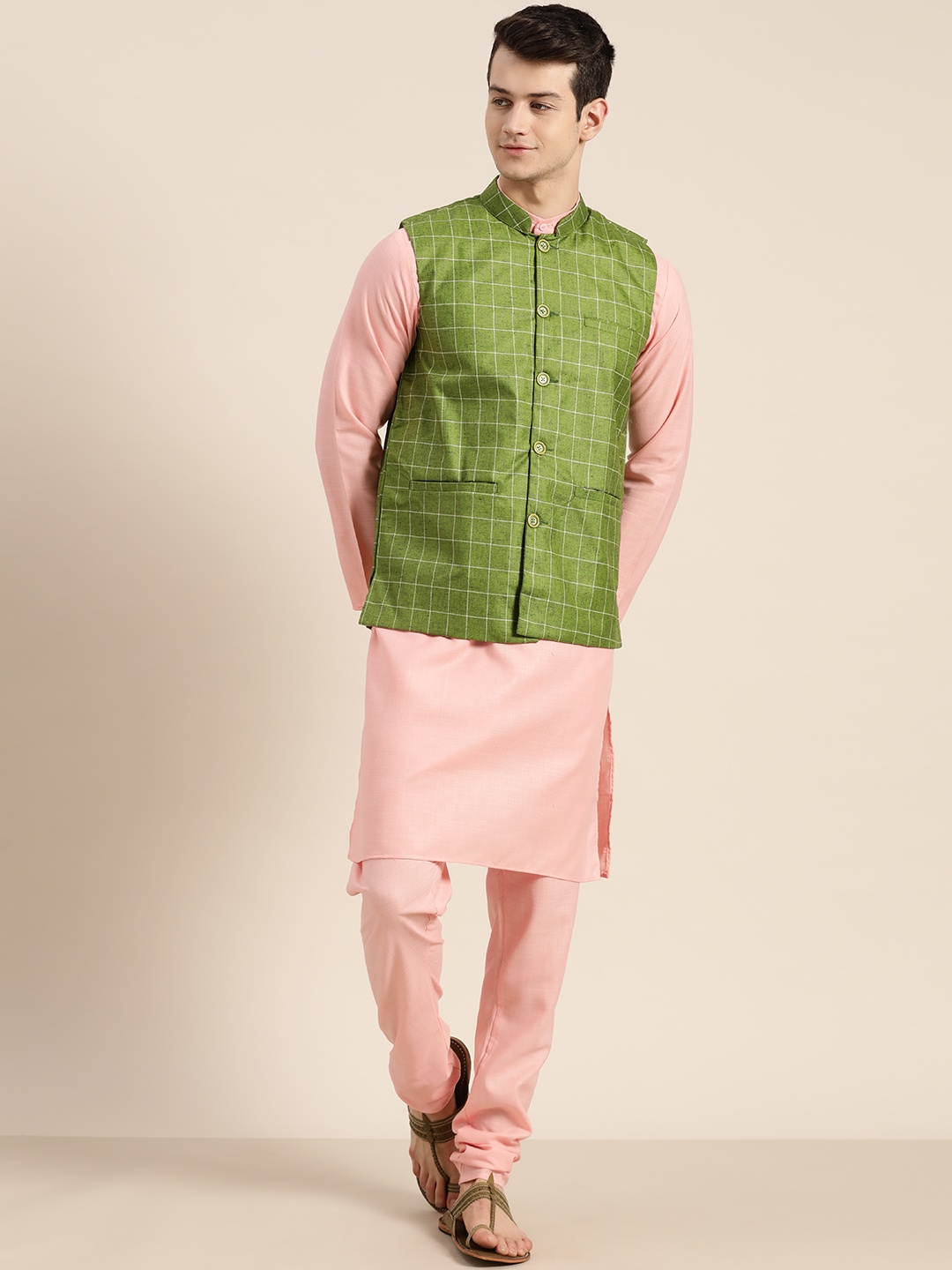 

SOJANYA Men Pink & Green Solid Kurta with Churidar & Nehru Jacket