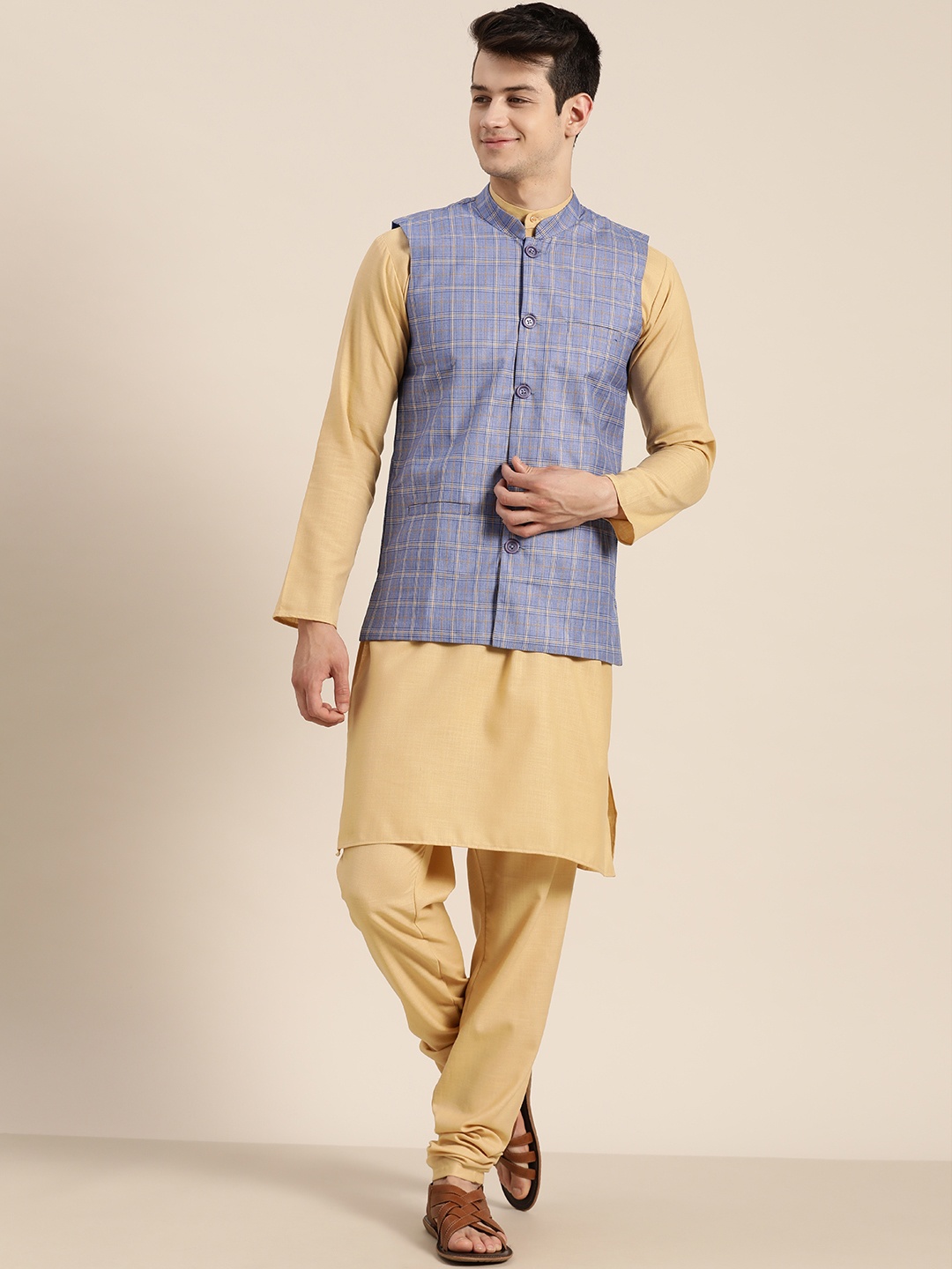 

SOJANYA Men Beige & Blue Solid Kurta & Churidar with Checked Nehru Jacket