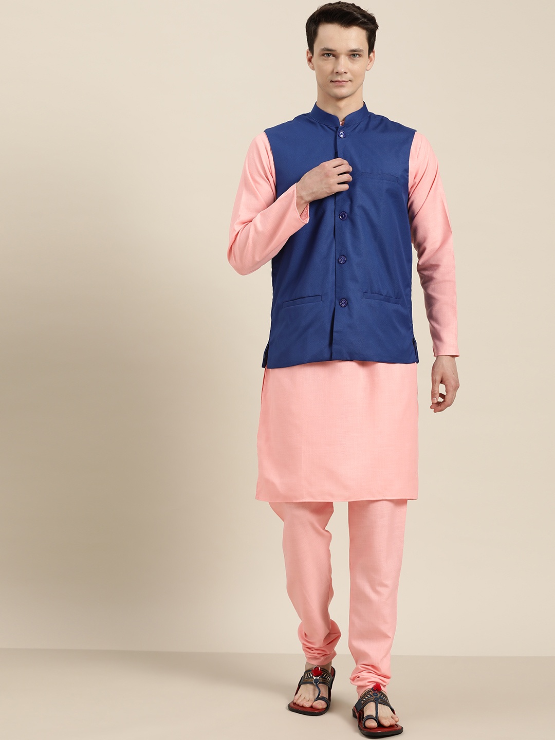 

SOJANYA Men Pink & Blue Solid Kurta & Churidar & Nehru Jacket