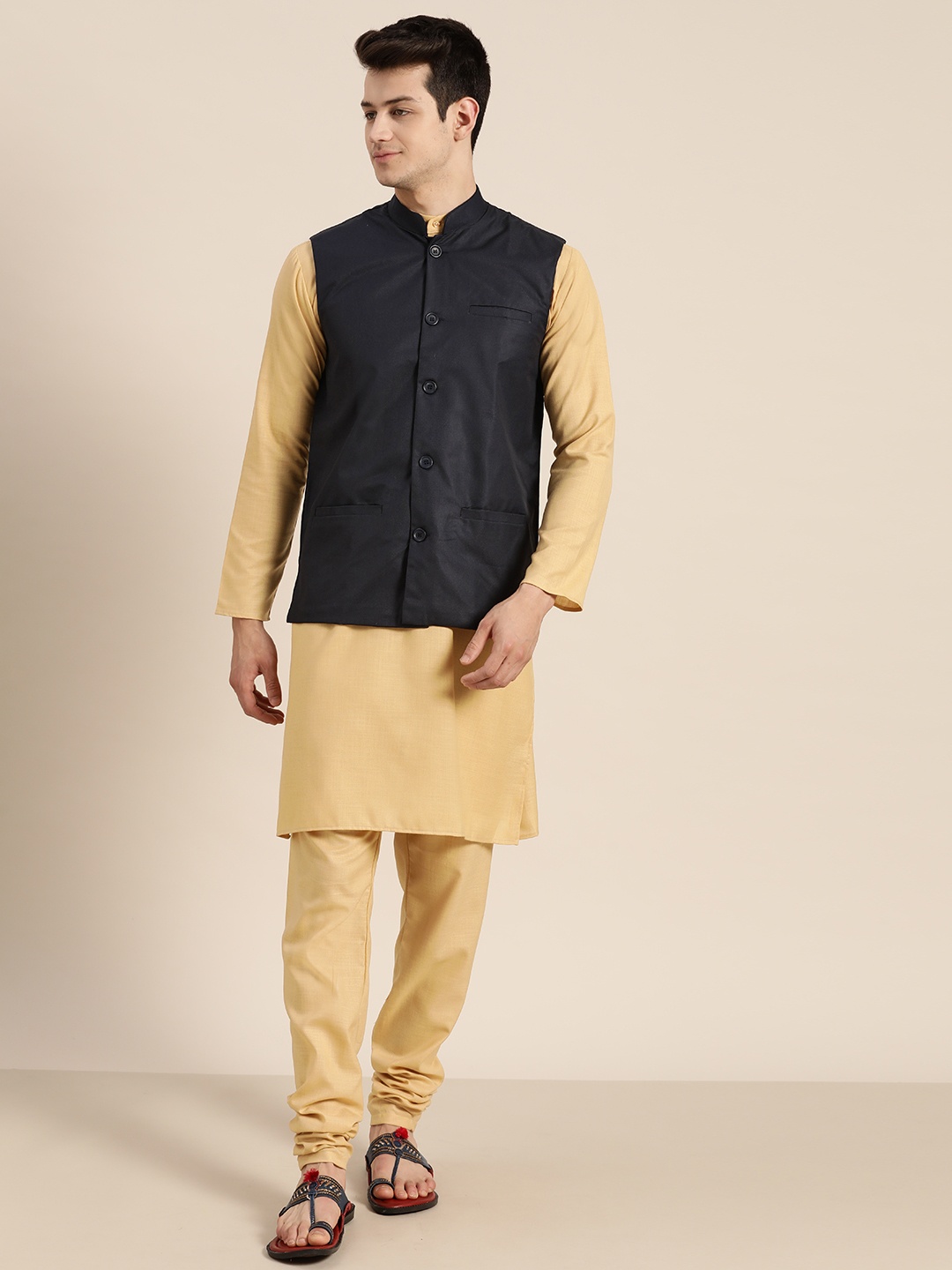 

SOJANYA Men Beige Solid Kurta with Churidar & Nehru Jacket