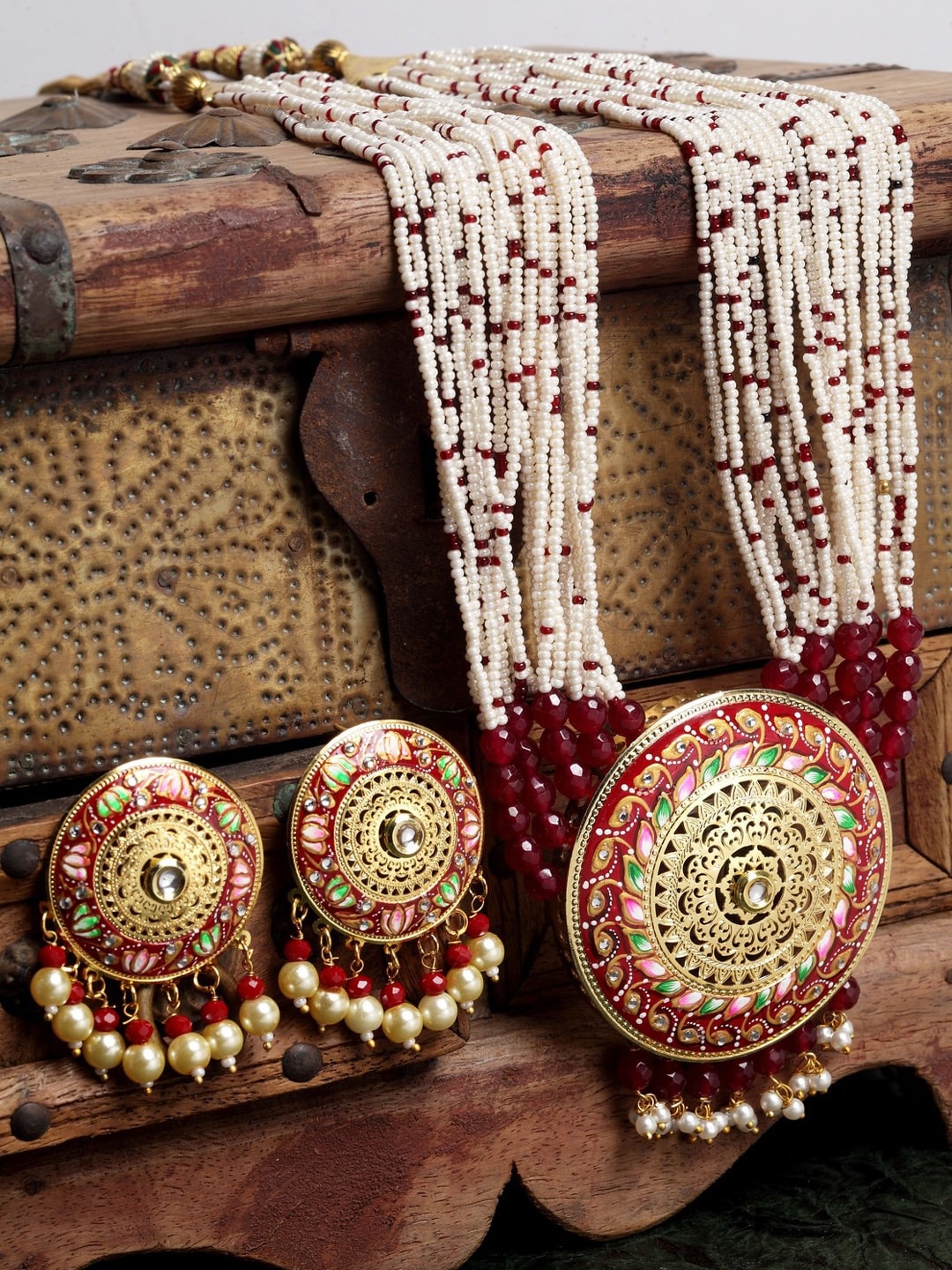 

PANASH Gold-Plated Red & White Pearl Beaded Jewellery Set