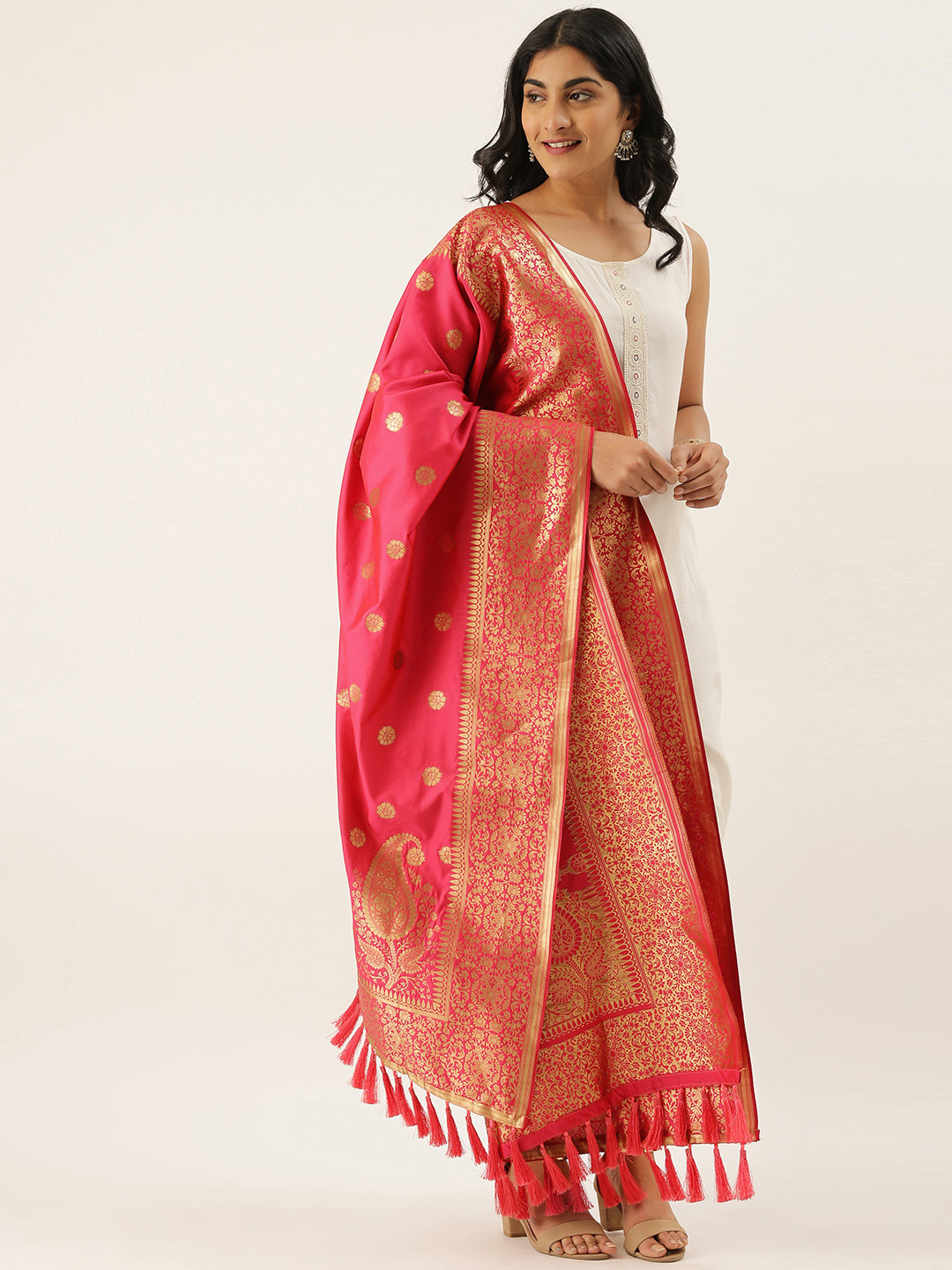 

VASTRANAND Pink & Golden Woven Design Dupatta