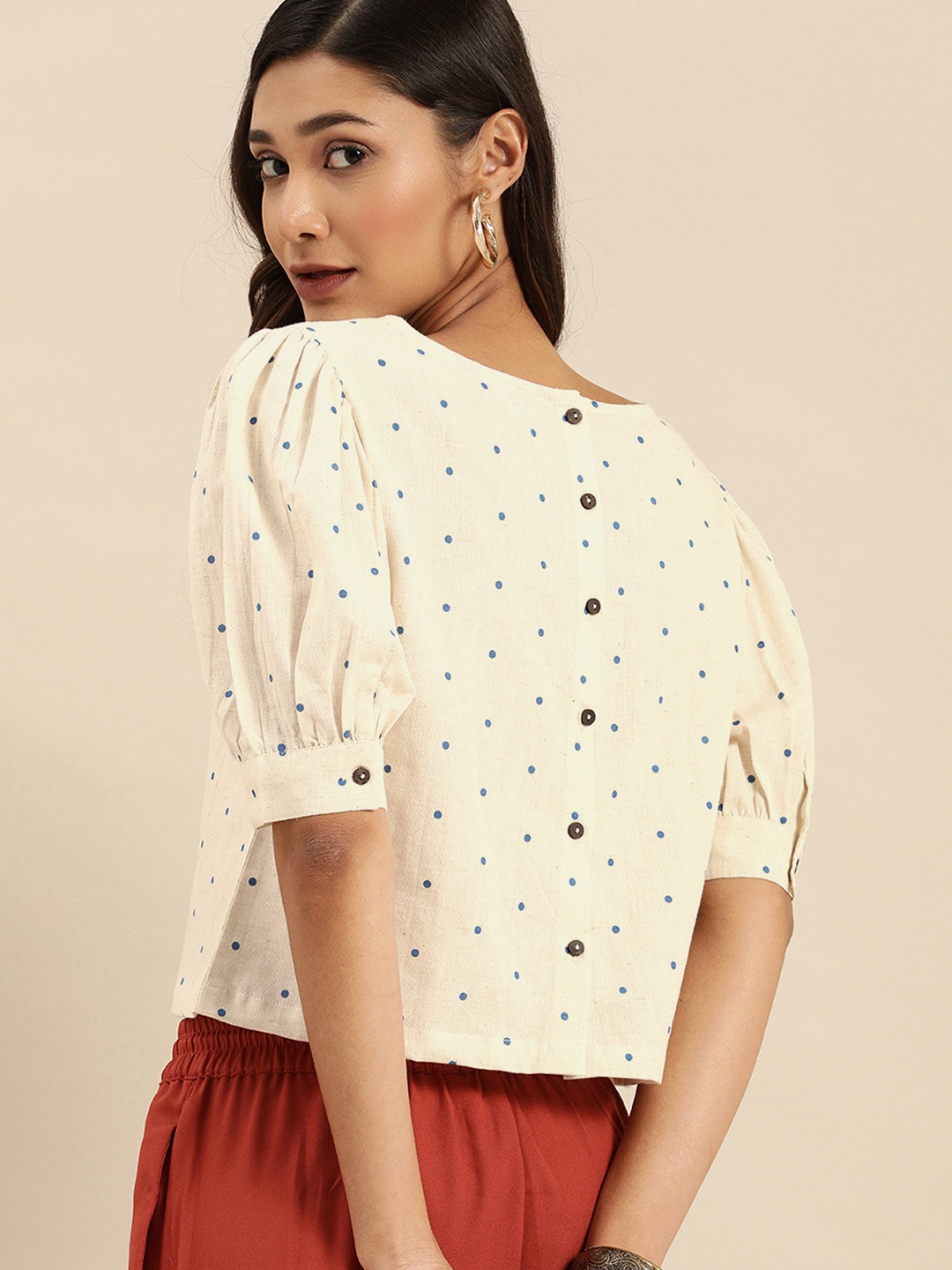 

Varanga Off White Printed Puff Sleeves Top