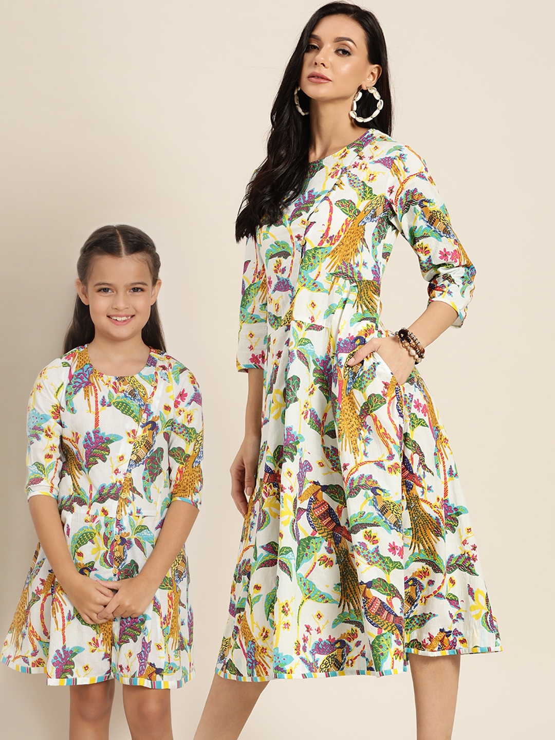 

Sangria White & Green Ethnic Motifs Ethnic Print A-Line Midi Dress