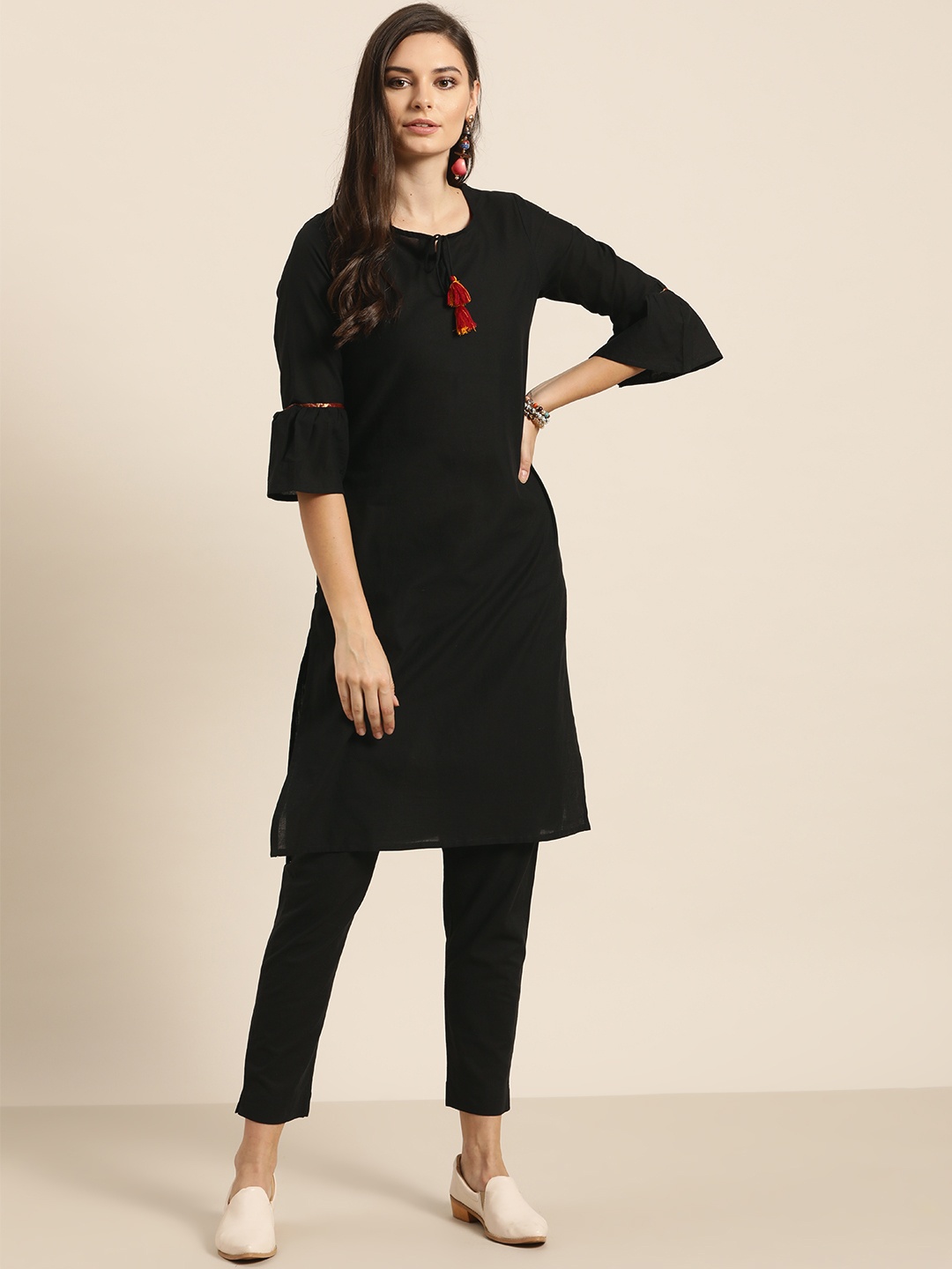 

Sangria Women Black Pure Cotton Solid Kurta with Trousers