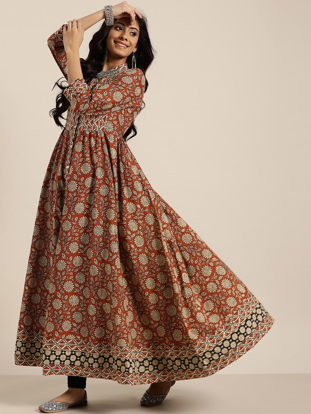

Sangria Women Rust Red & Beige Ethnic Motifs Printed Pure Cotton A-Line Kurta