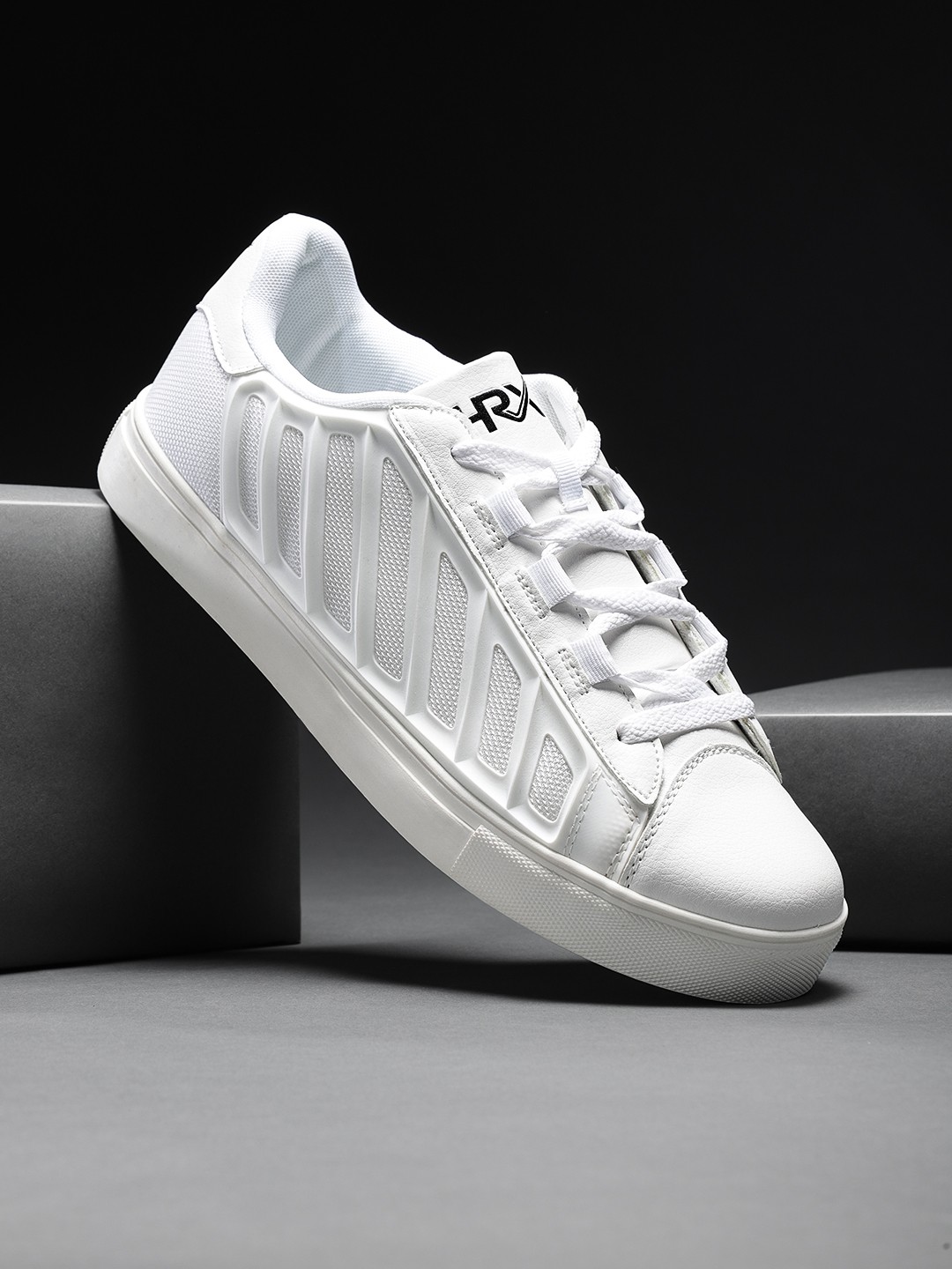 

HRX by Hrithik Roshan Men Board Life White Sneakers