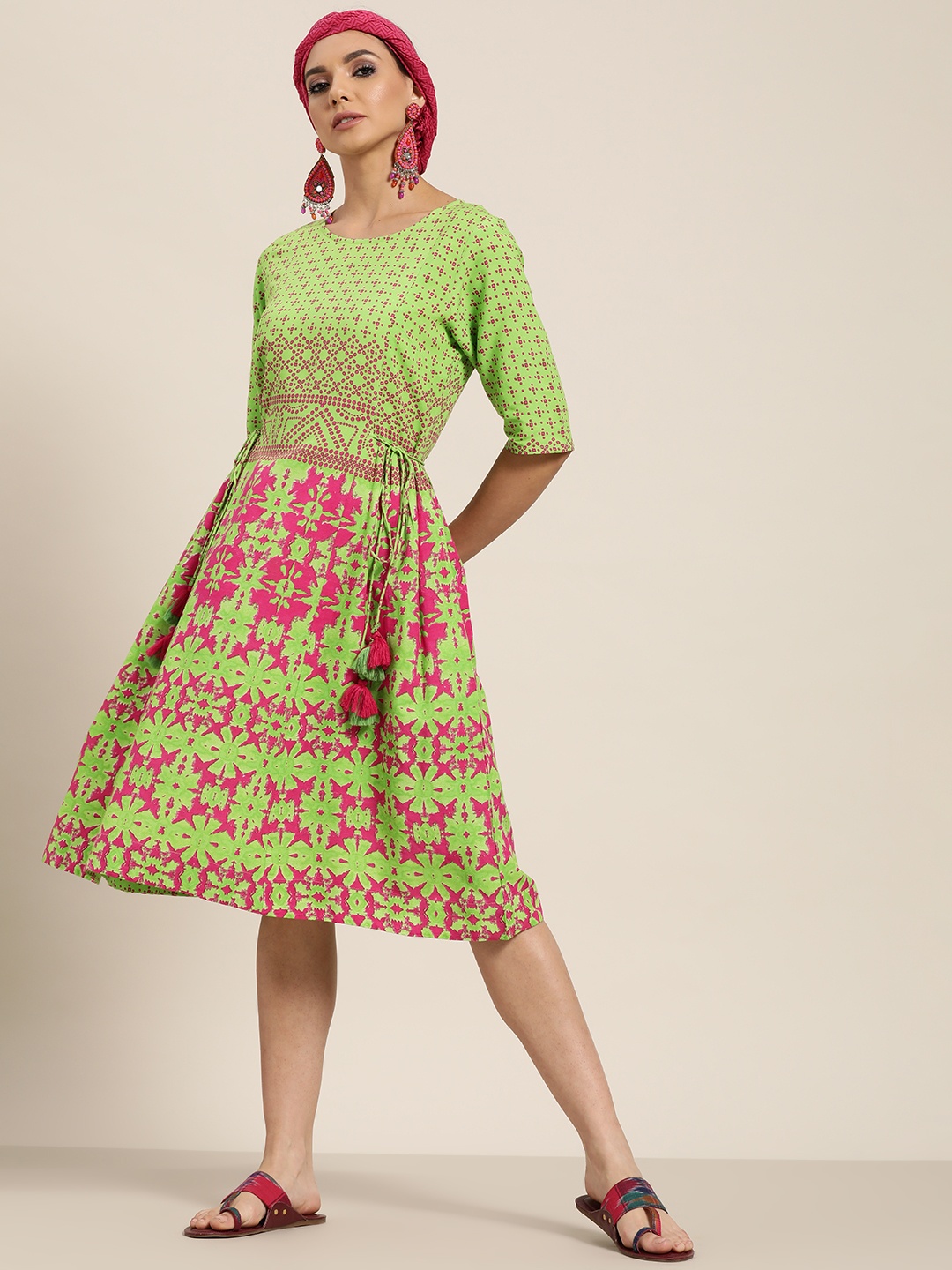 

Sangria Green & Pink Ethnic Motifs Print Gathered A-Line Dress