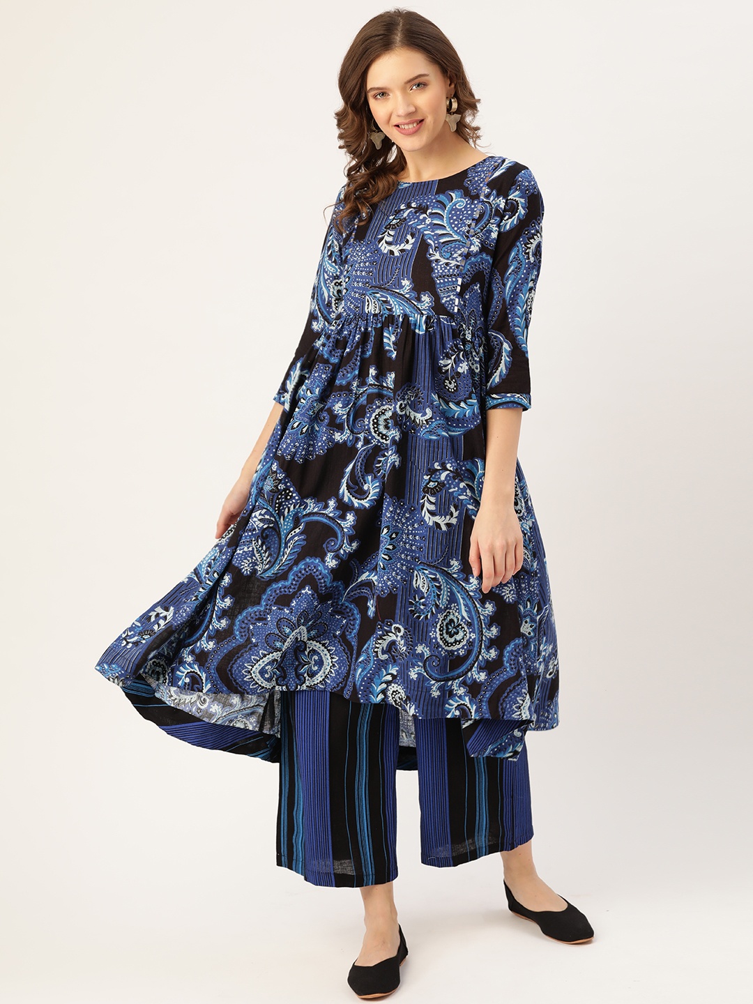 

Sangria Women Navy Blue Ethnic Motifs Printed Kurta with Palazzos