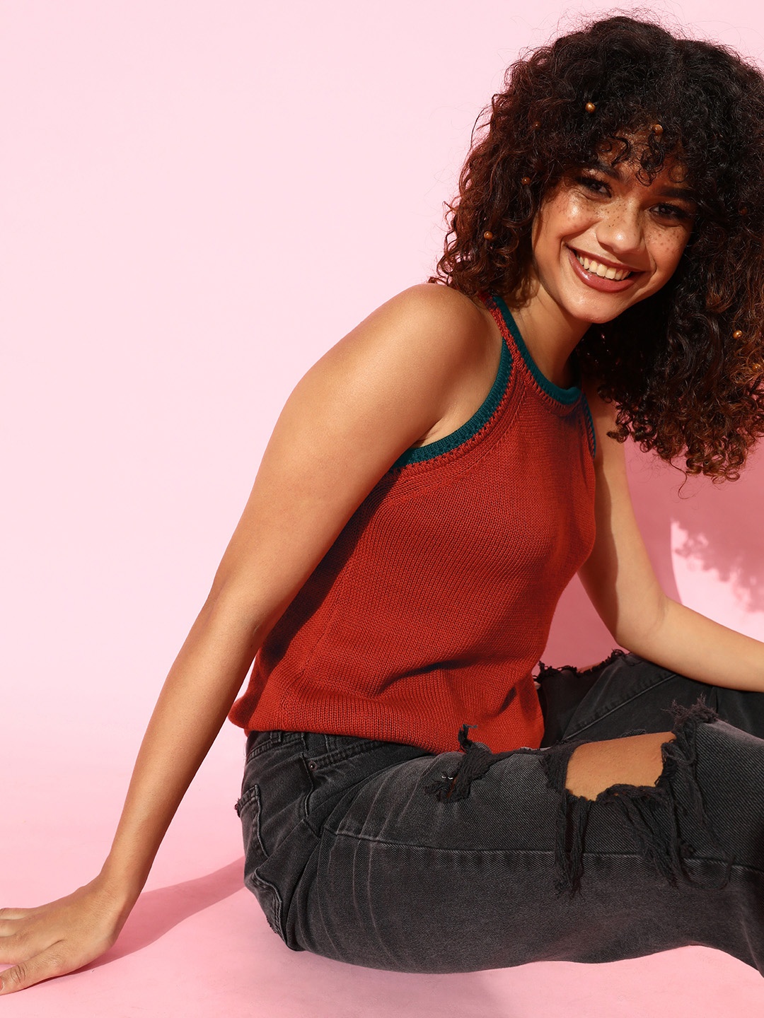 

Roadster Stunning Red Solid Knits Bits Top