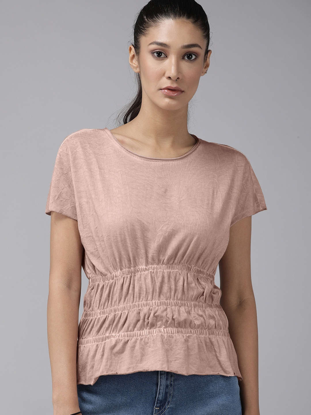 

The Roadster Lifestyle Co Peach-Coloured Solid Cinched Waist Top