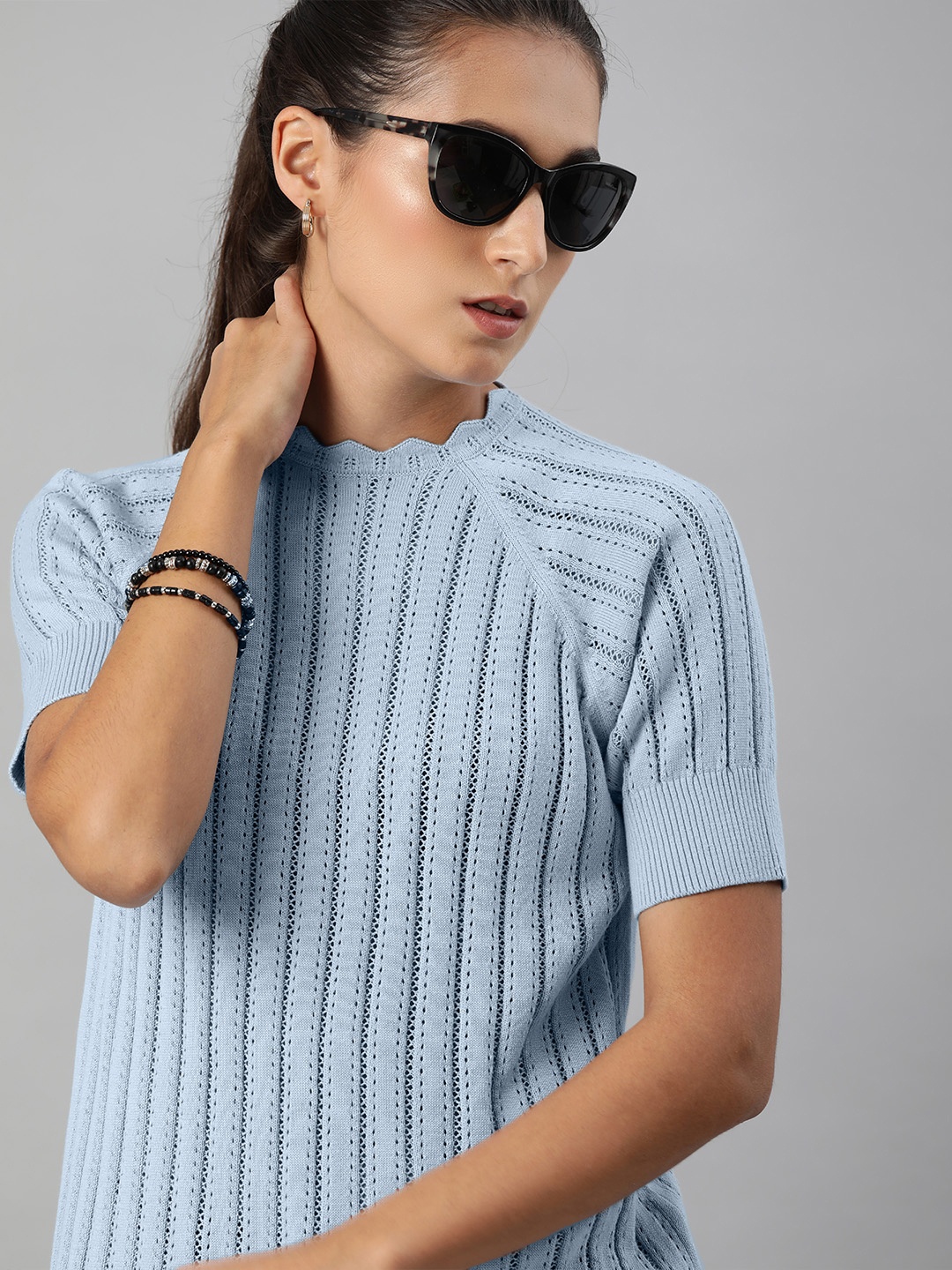 

The Roadster Lifestyle Co Blue Self Striped Crochet Fitted Top