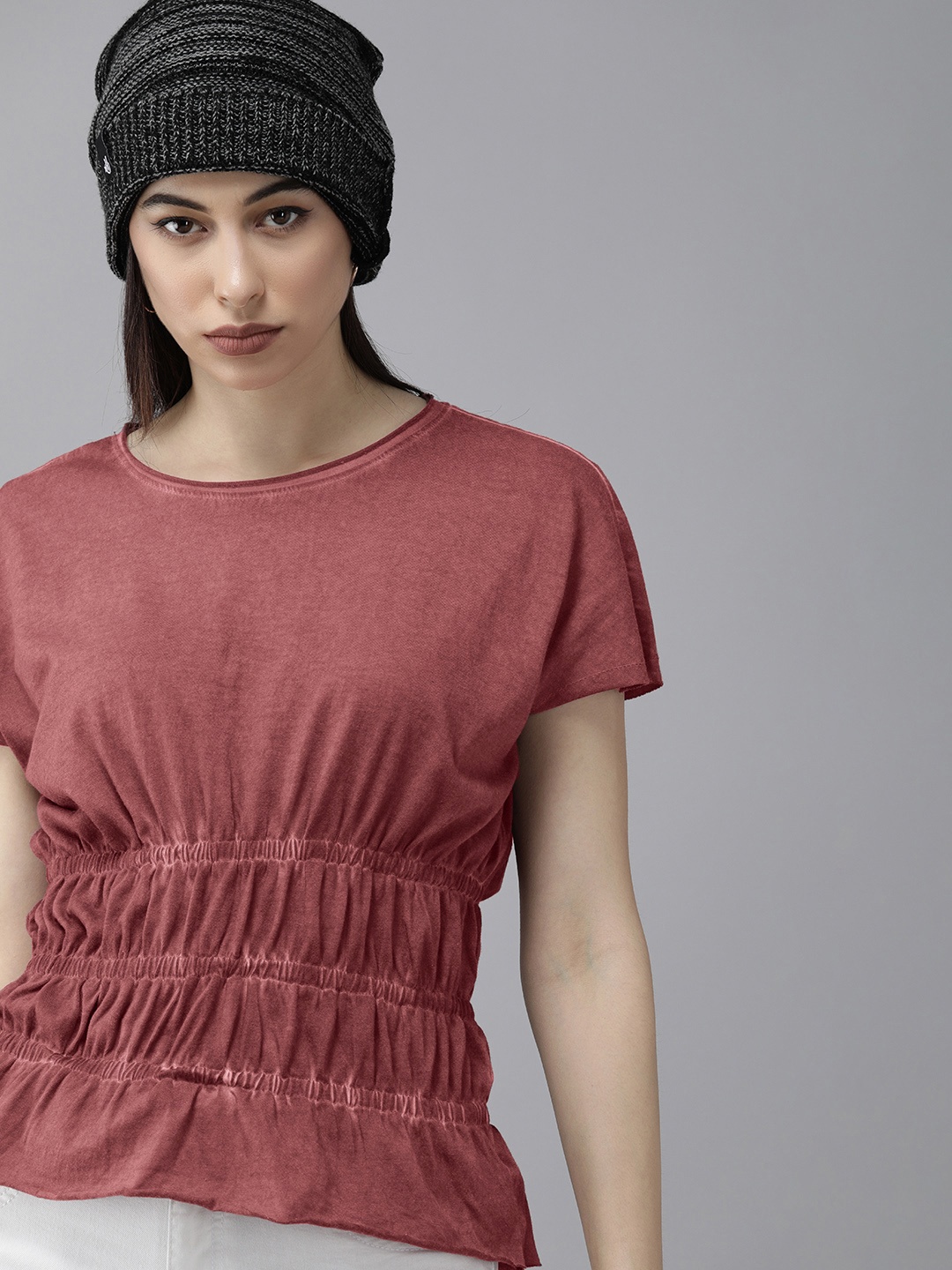 

The Roadster Lifestyle Co Burgundy Extended Sleeves Cinched Waist Top with Raw Edges
