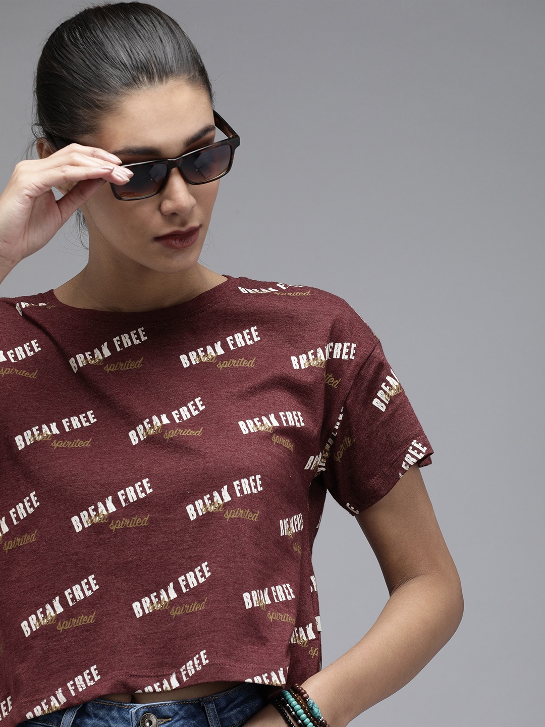 

The Roadster Lifestyle Co Women Burgundy Typography Printed T-shirt