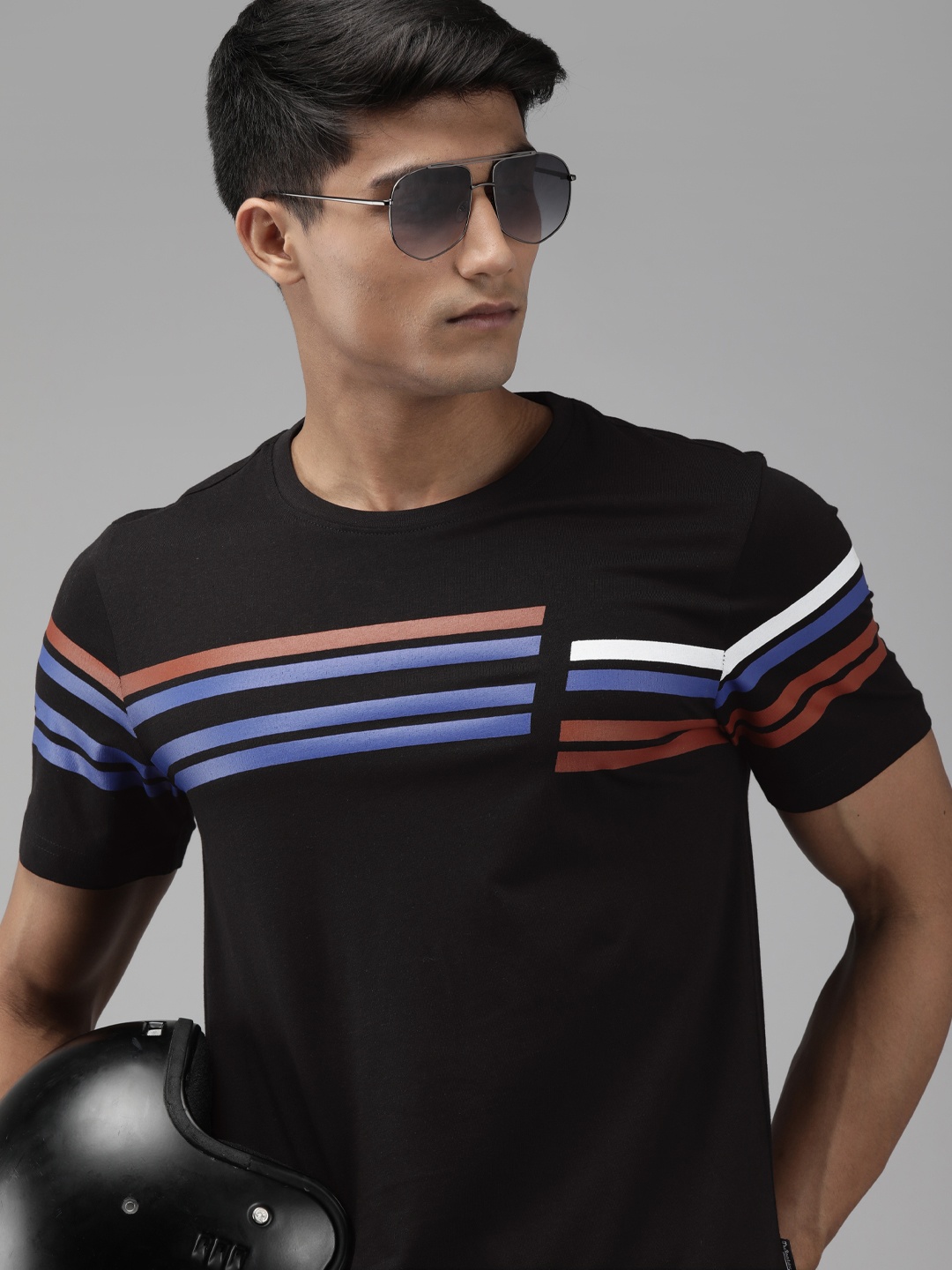 

The Roadster Lifestyle Co Men Black Blue Striped Round Neck Pure Cotton T-shirt