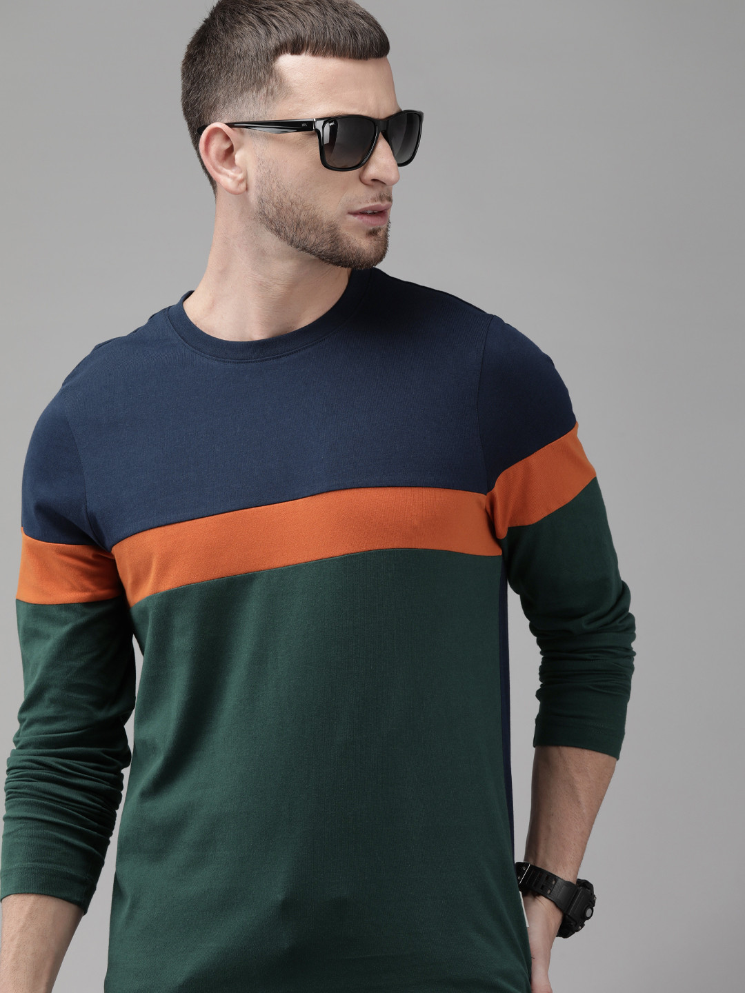 

The Roadster Lifestyle Co Men Navy Blue Green Striped Round Neck Pure Cotton T-shirt