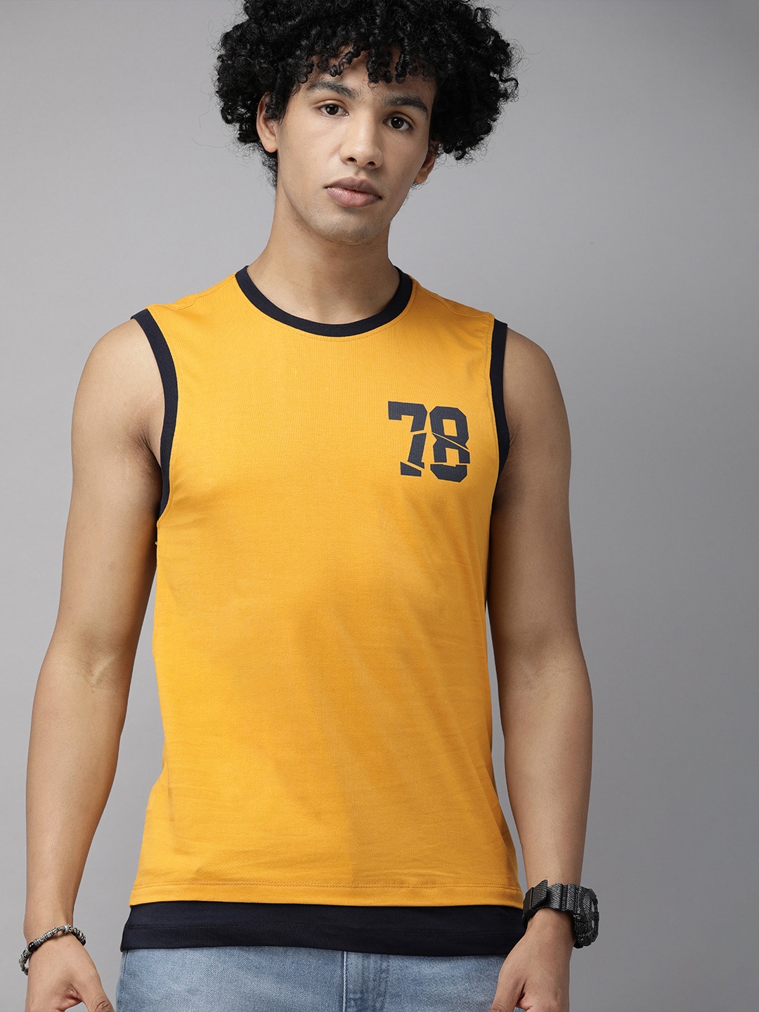 

The Roadster Lifestyle Co Men Yellow Pure Cotton T-shirt