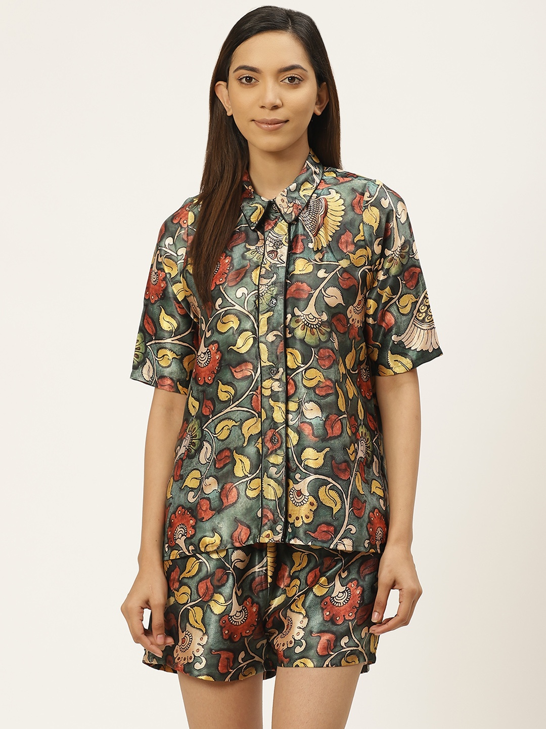 

Prakrti Women Green & Yellow Satin Printed Nightsuit